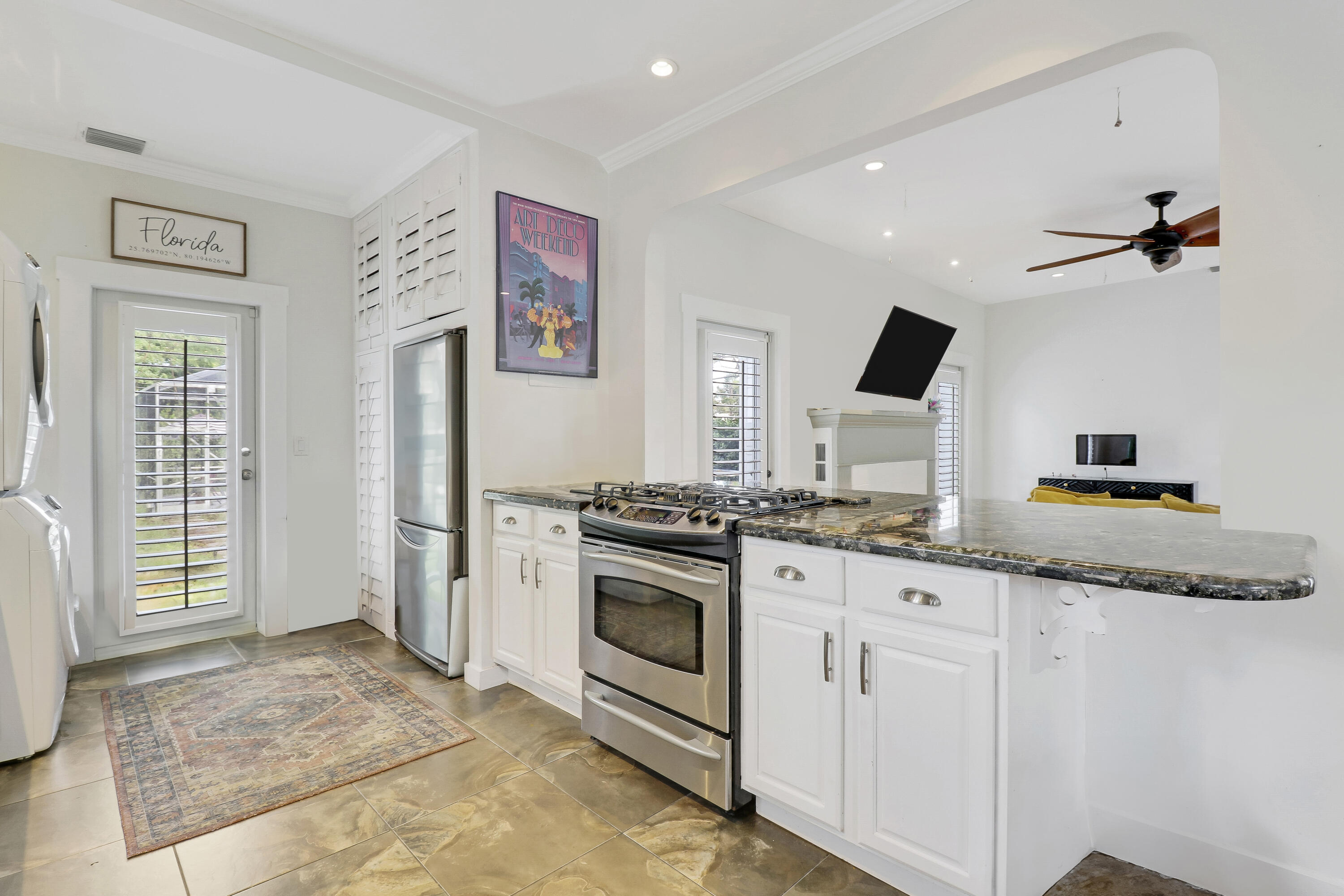 215 NE 13th Street