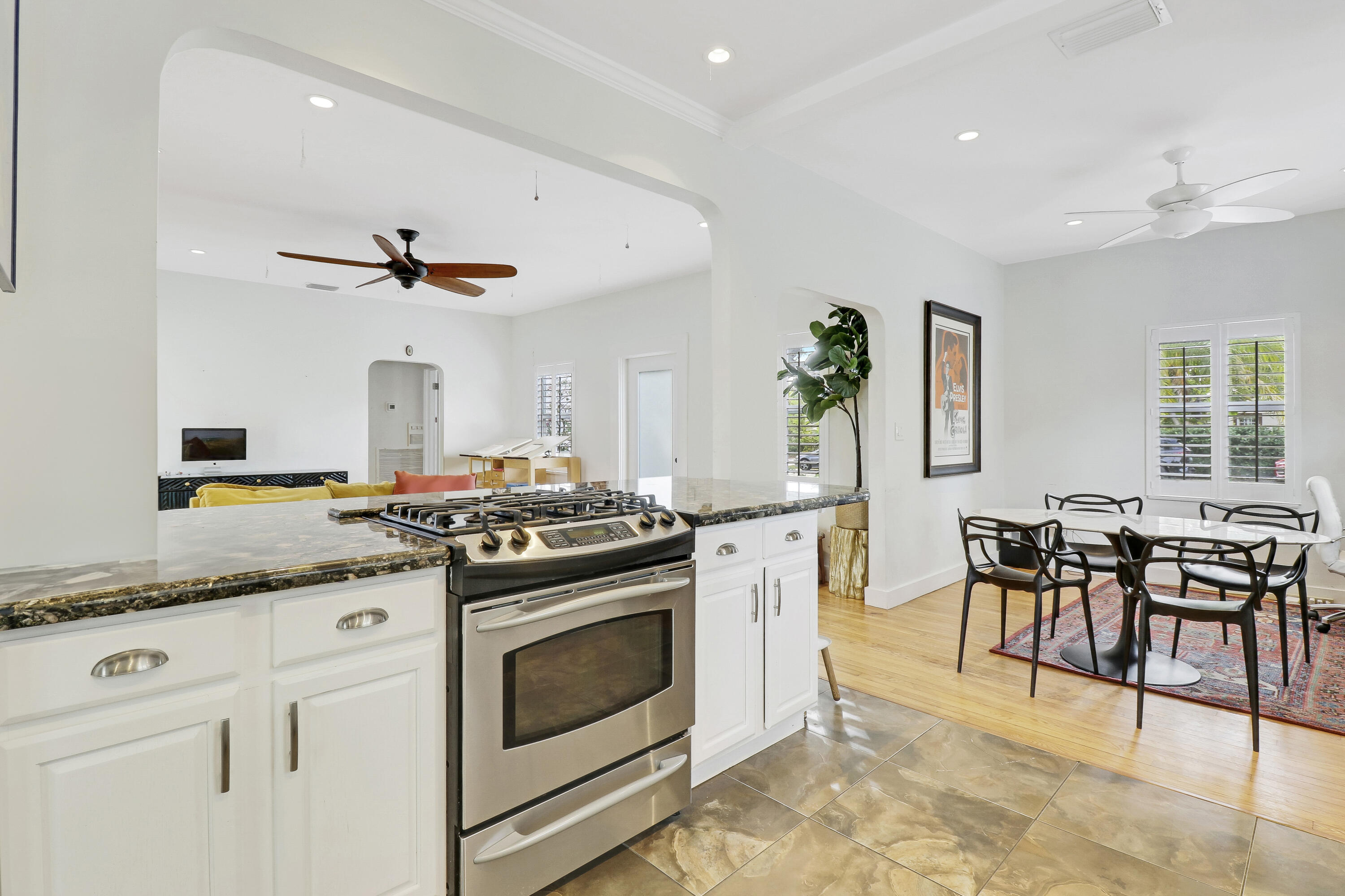215 NE 13th Street