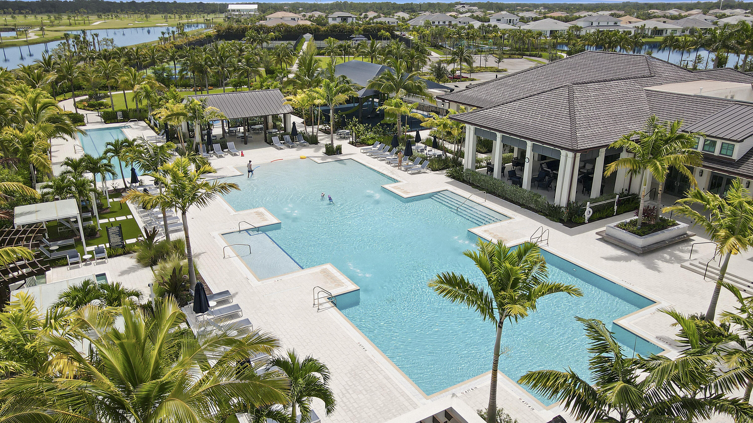 9194 Crestview Circle