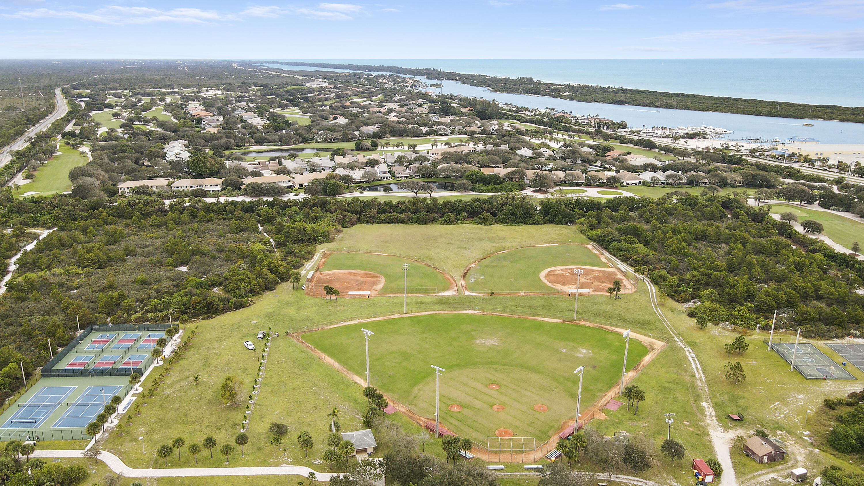 3900 County Line Road 12c, Tequesta Unit: 12c