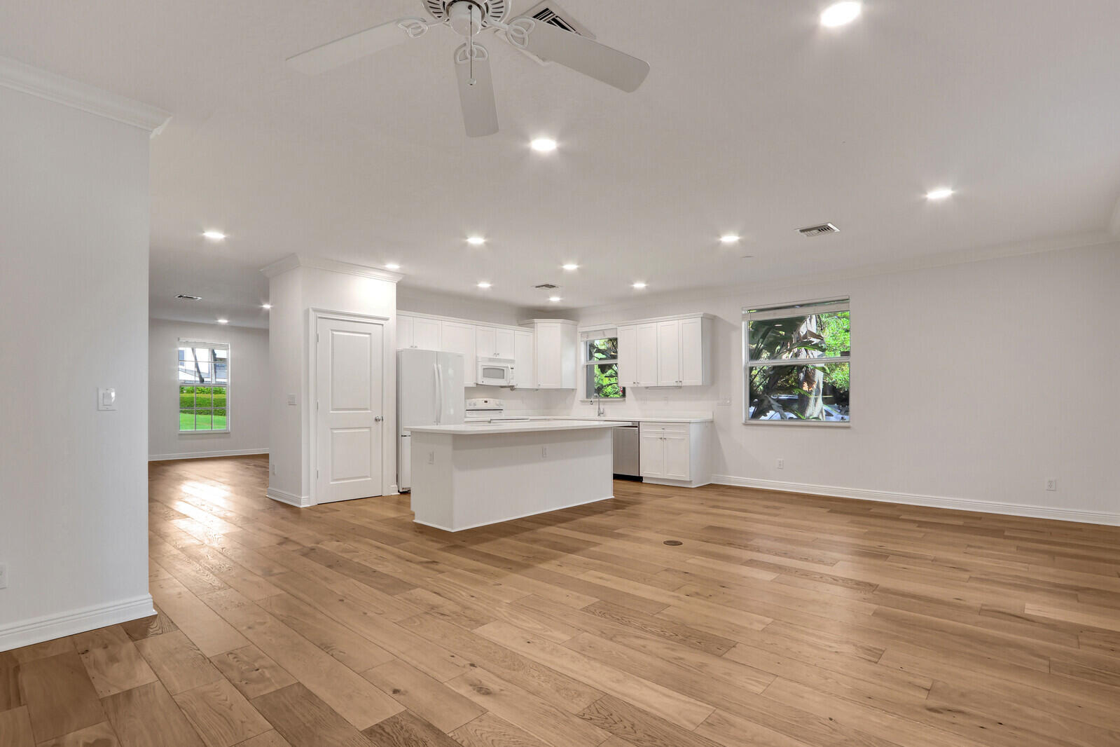 516 NW North River Drive, Stuart
