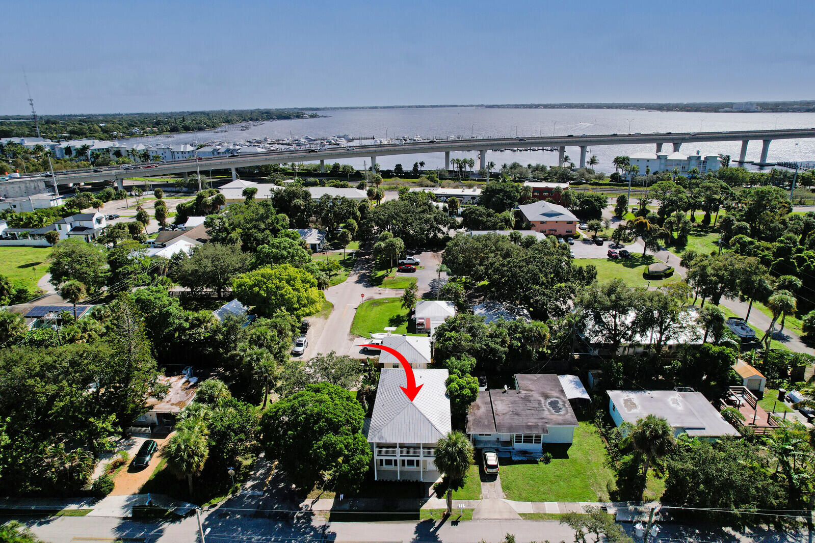 516 NW North River Drive, Stuart