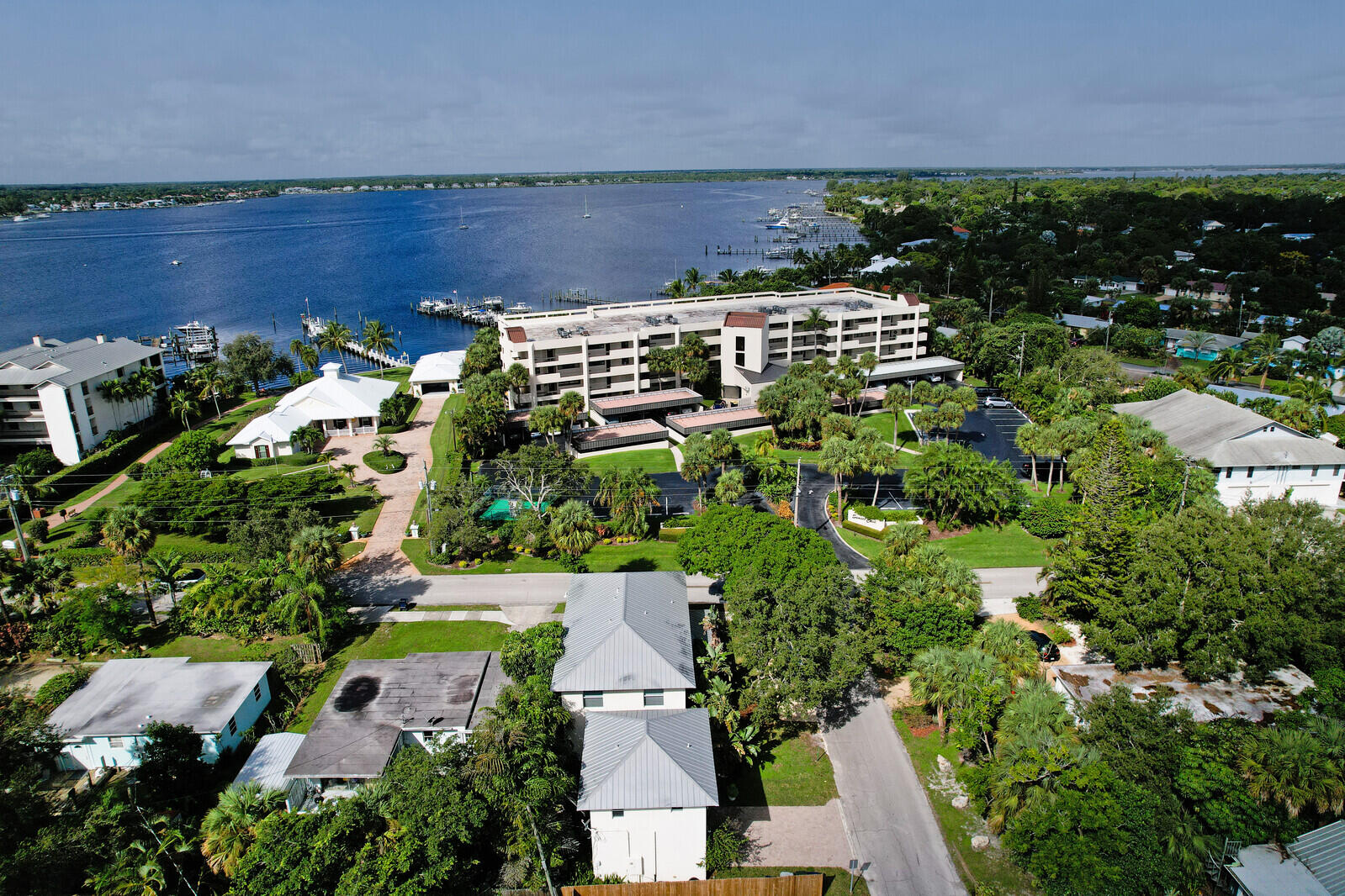 516 NW North River Drive, Stuart