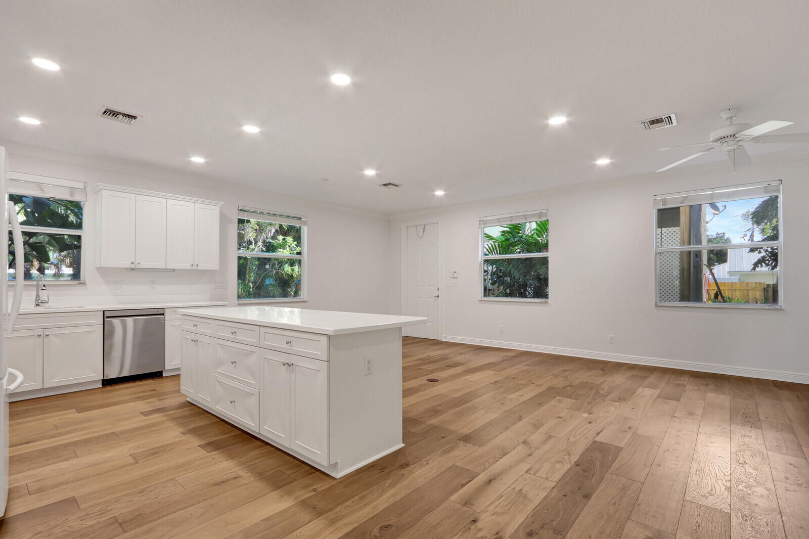 516 NW North River Drive, Stuart