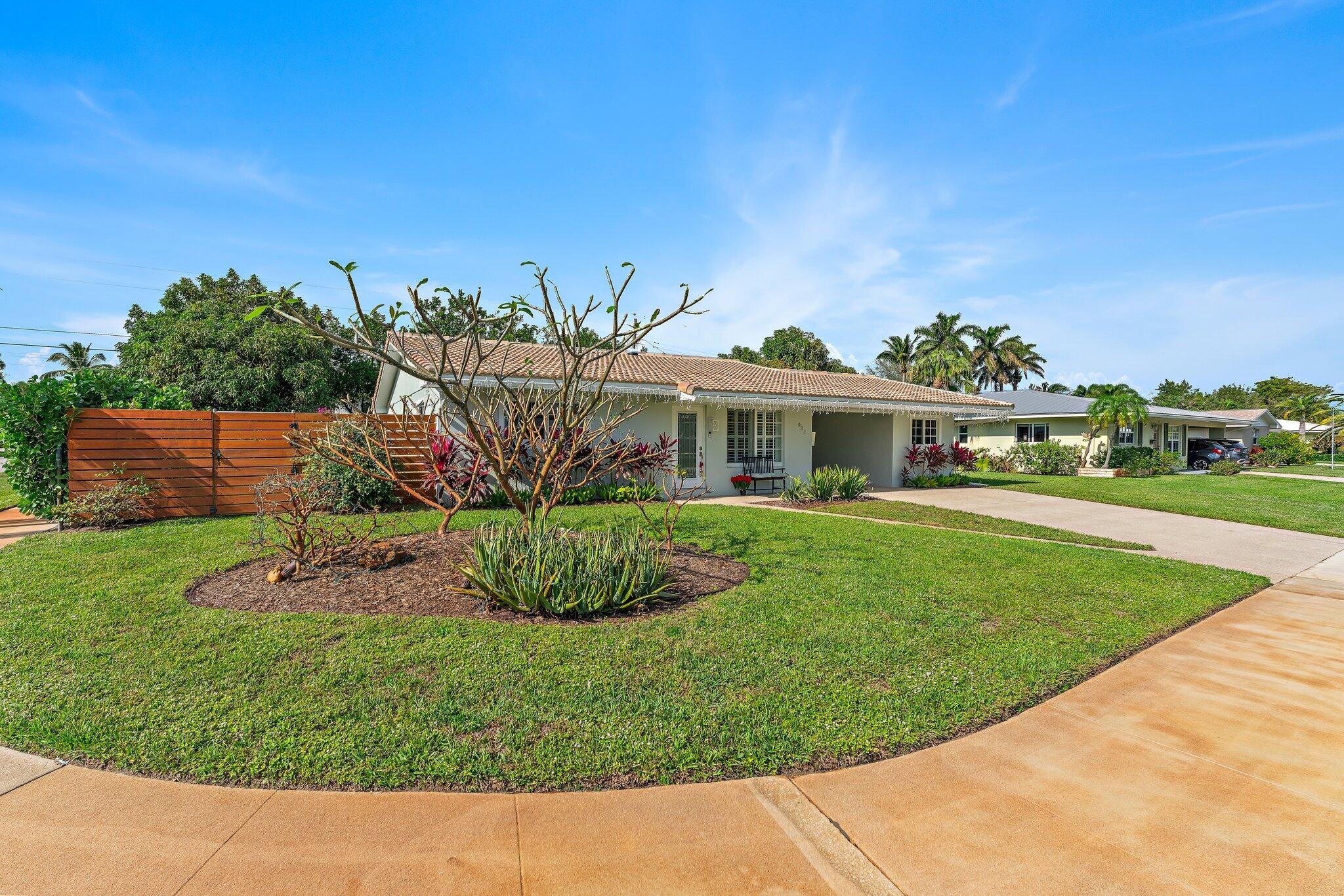 901 Westwind Drive, North Palm Beach