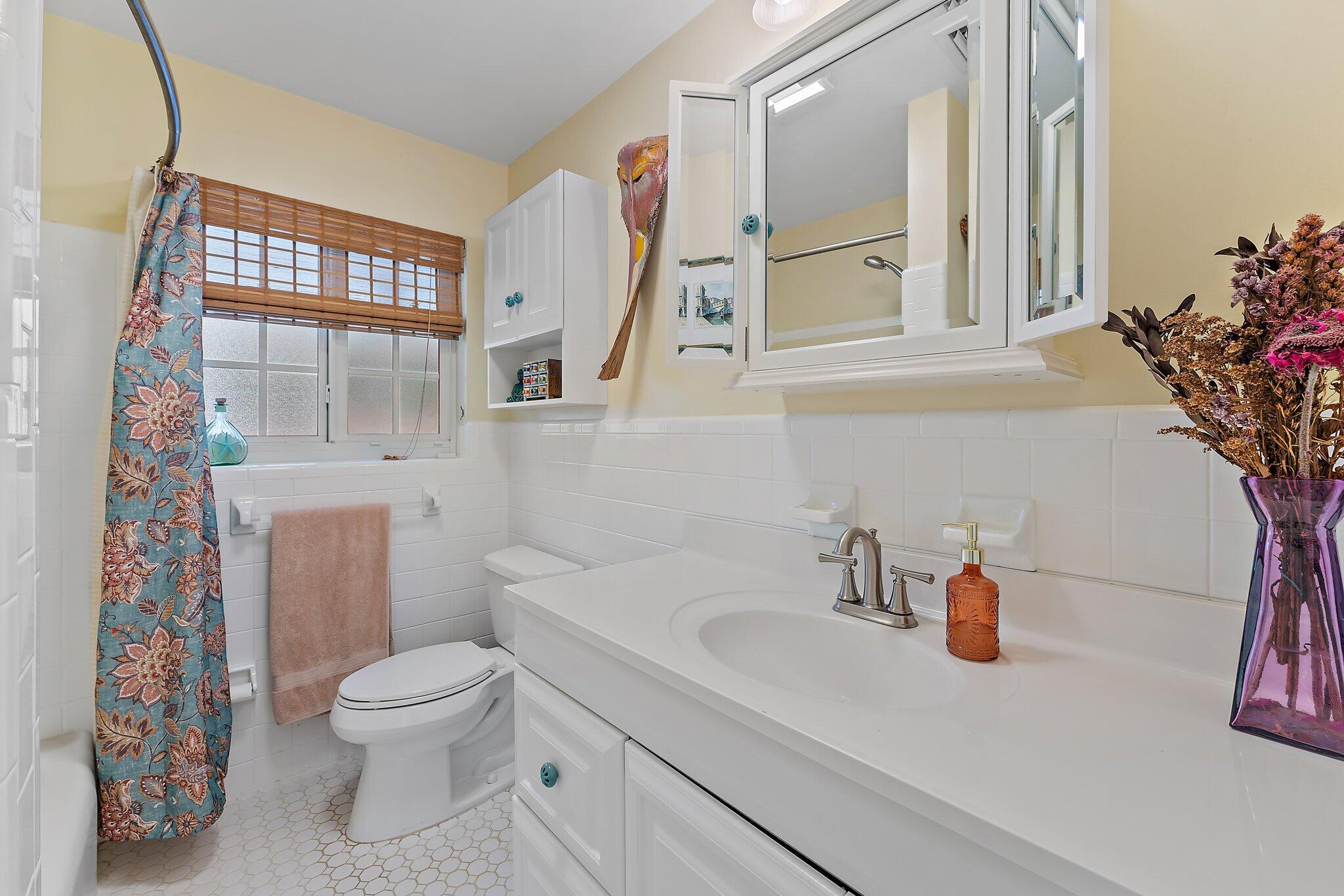 901 Westwind Drive, North Palm Beach