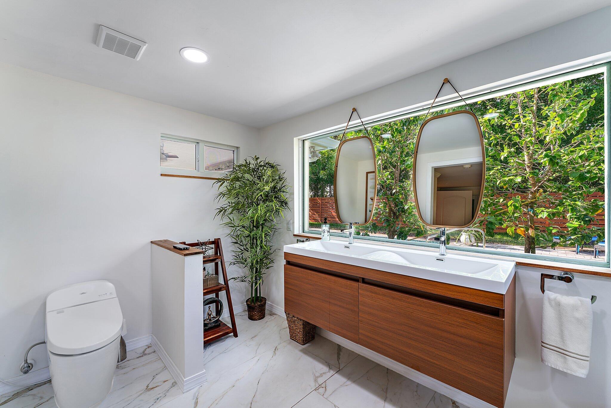 901 Westwind Drive, North Palm Beach