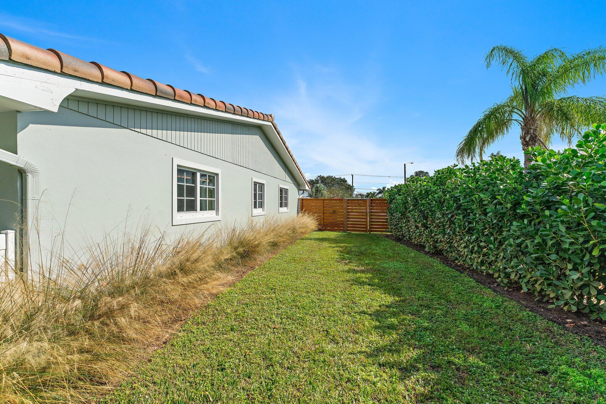 901 Westwind Drive, North Palm Beach