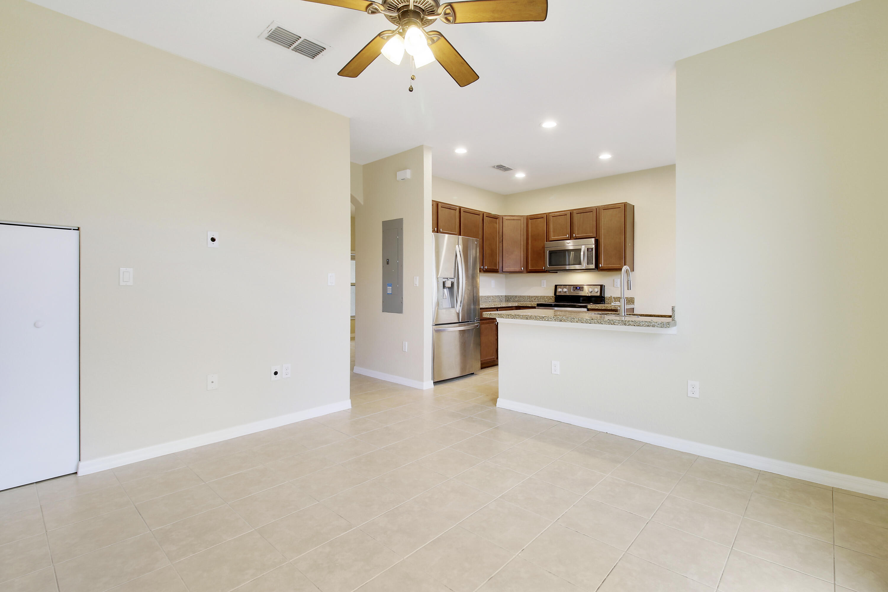 295 Lake Monterey Circle