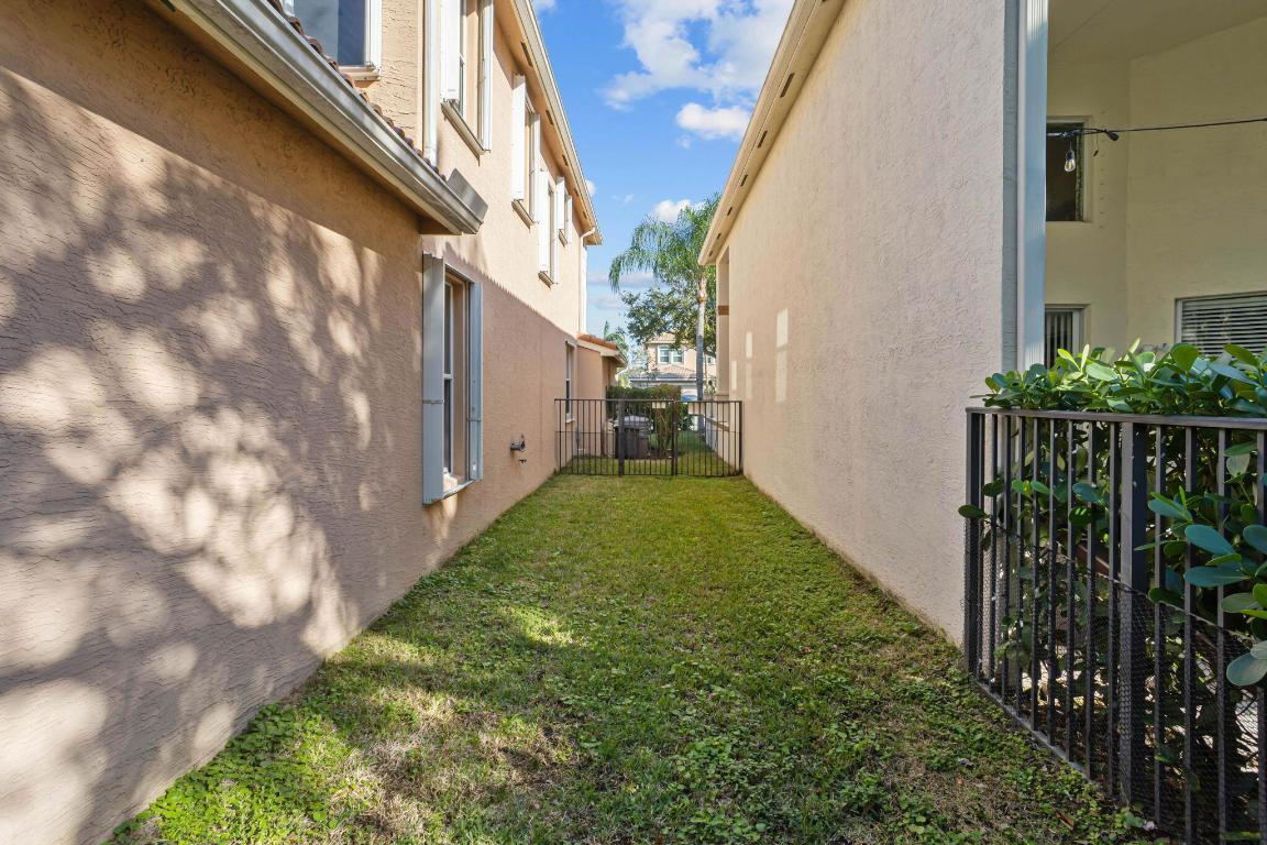 8931 Briarwood Meadow Lane