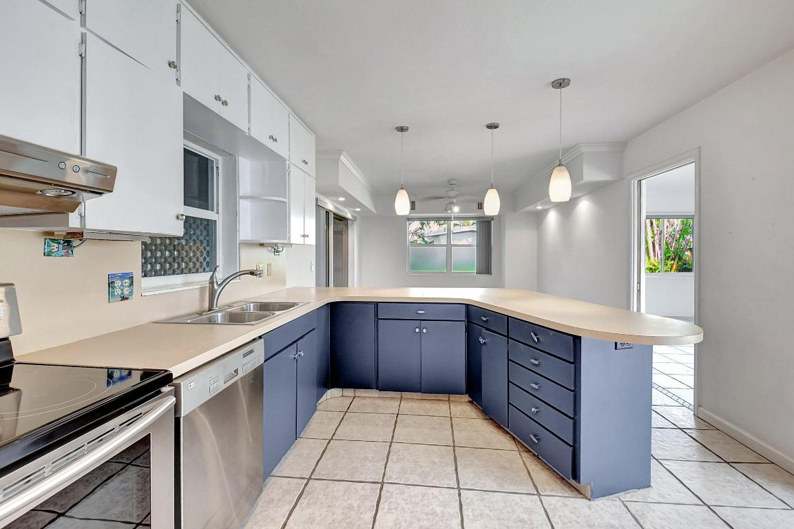 731 SW 28th Avenue, Boynton Beach