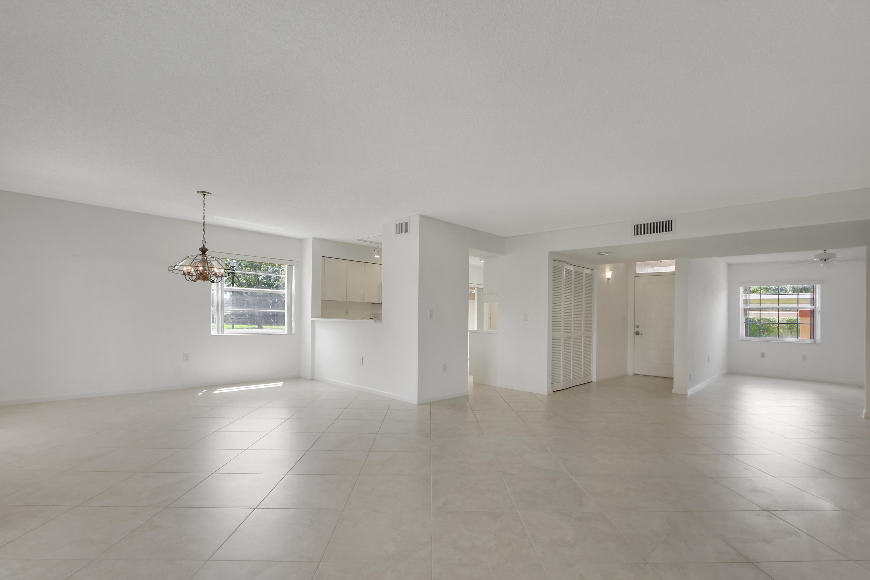 9989 Harbour Lake Circle 102