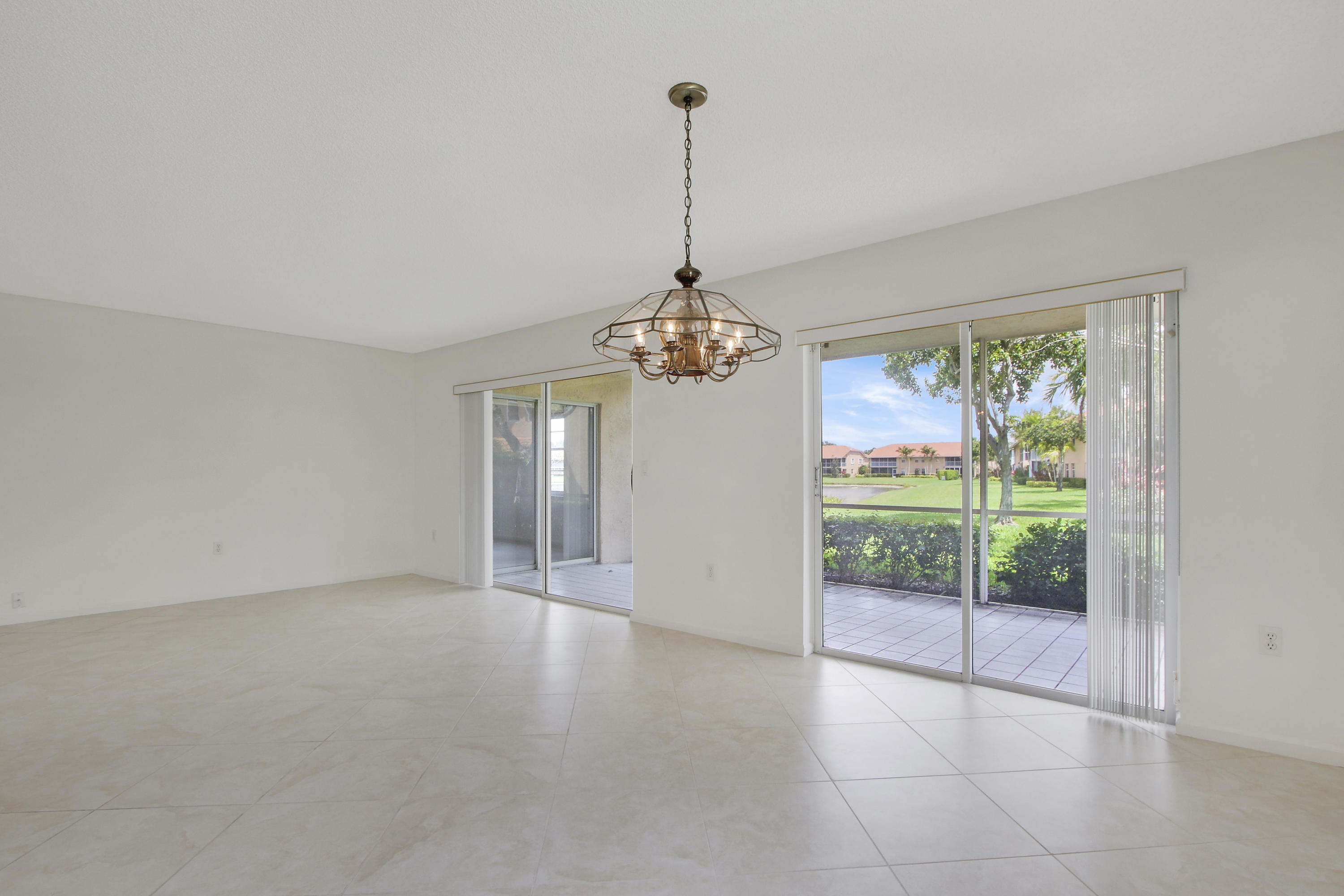 9989 Harbour Lake Circle 102