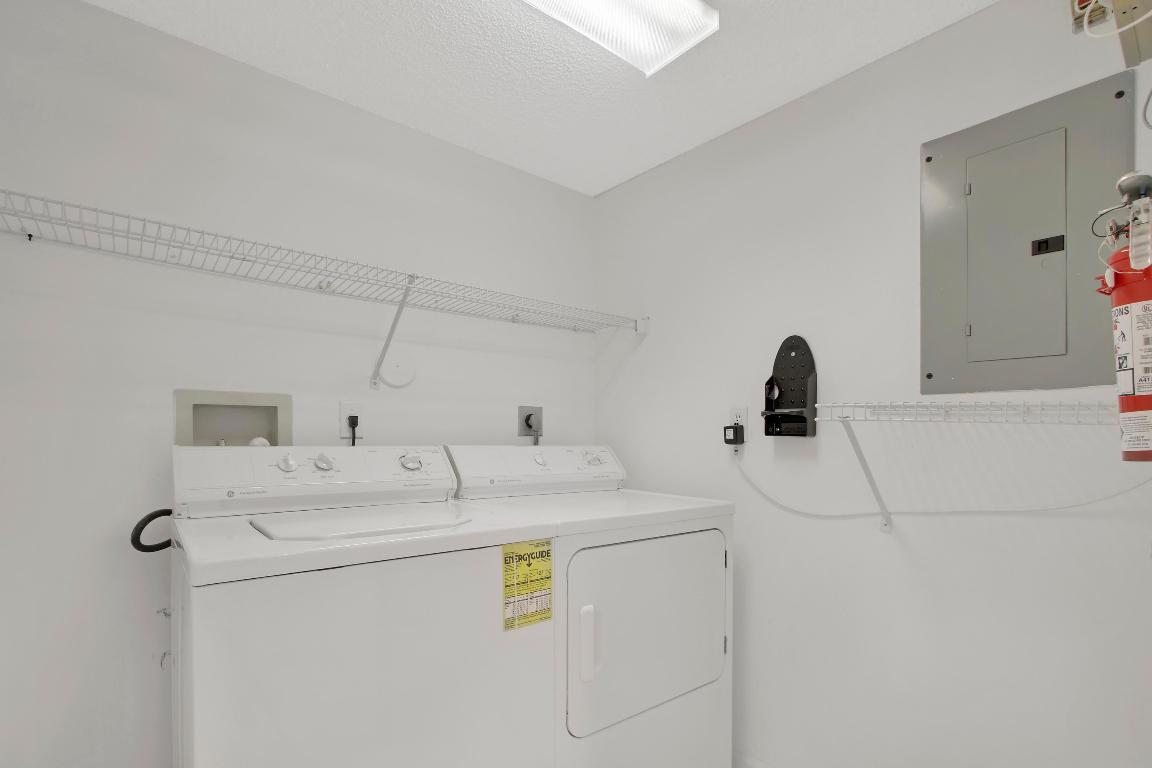 9989 Harbour Lake Circle 102