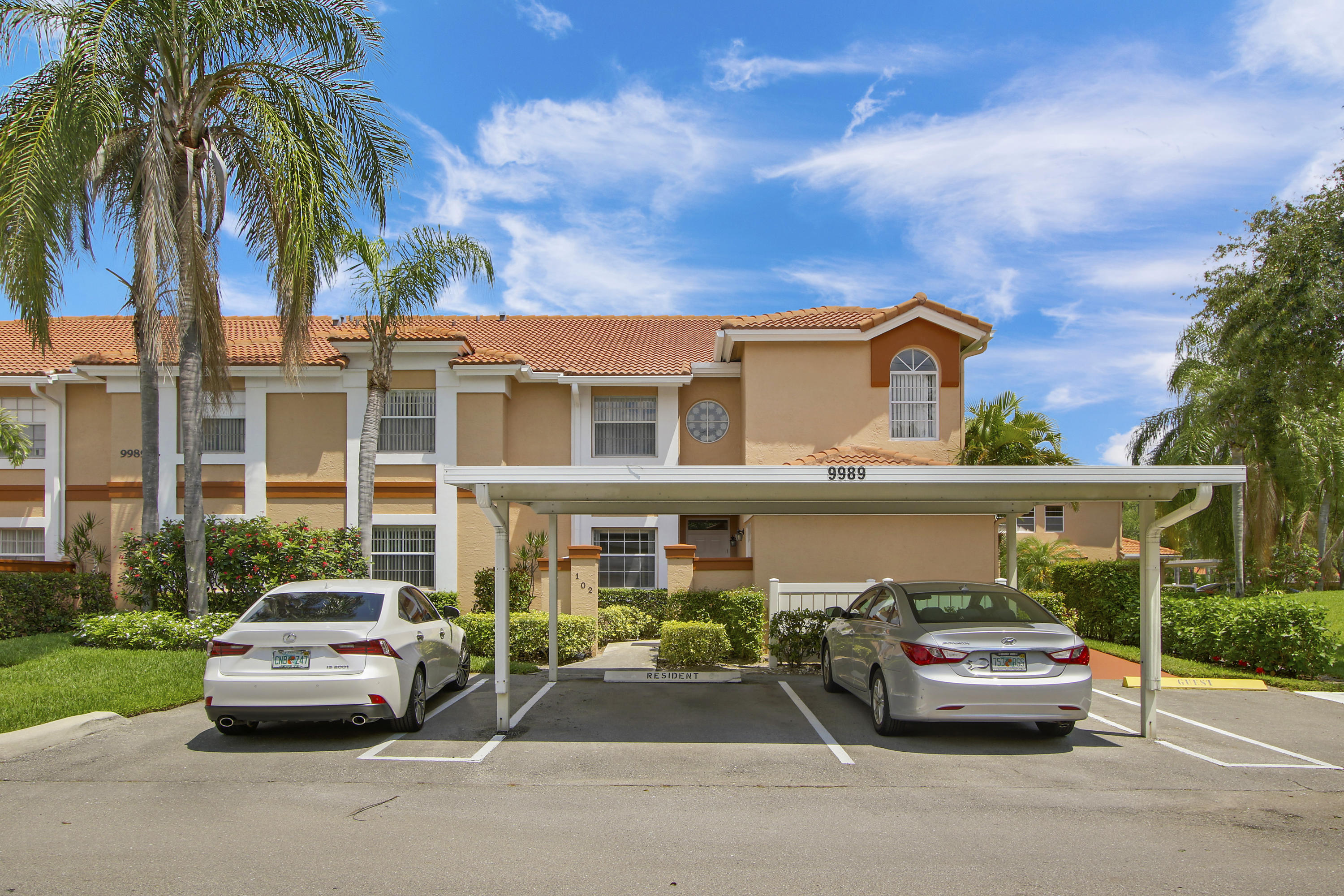 9989 Harbour Lake Circle 102