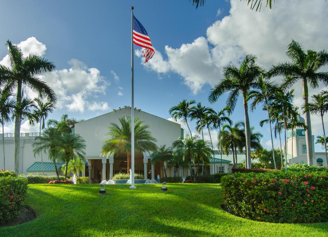 9989 Harbour Lake Circle 102