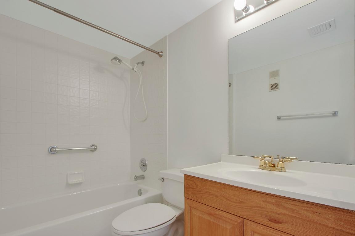 9989 Harbour Lake Circle 102