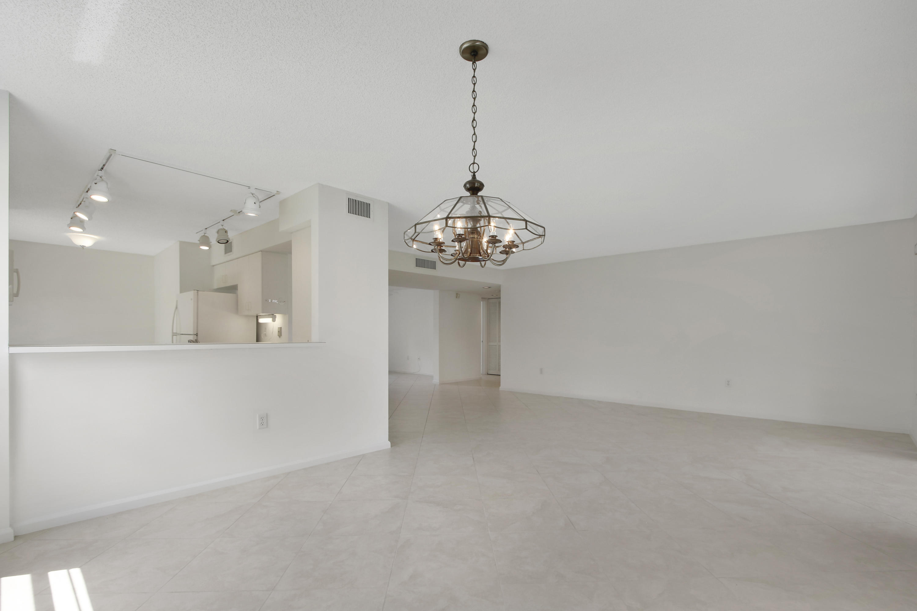 9989 Harbour Lake Circle 102