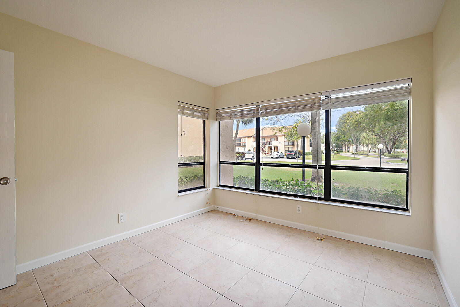2307 SW 15th Street 11, Deerfield Beach Unit: 11