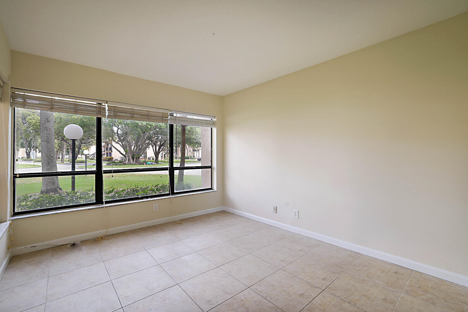 2307 SW 15th Street 11, Deerfield Beach Unit: 11
