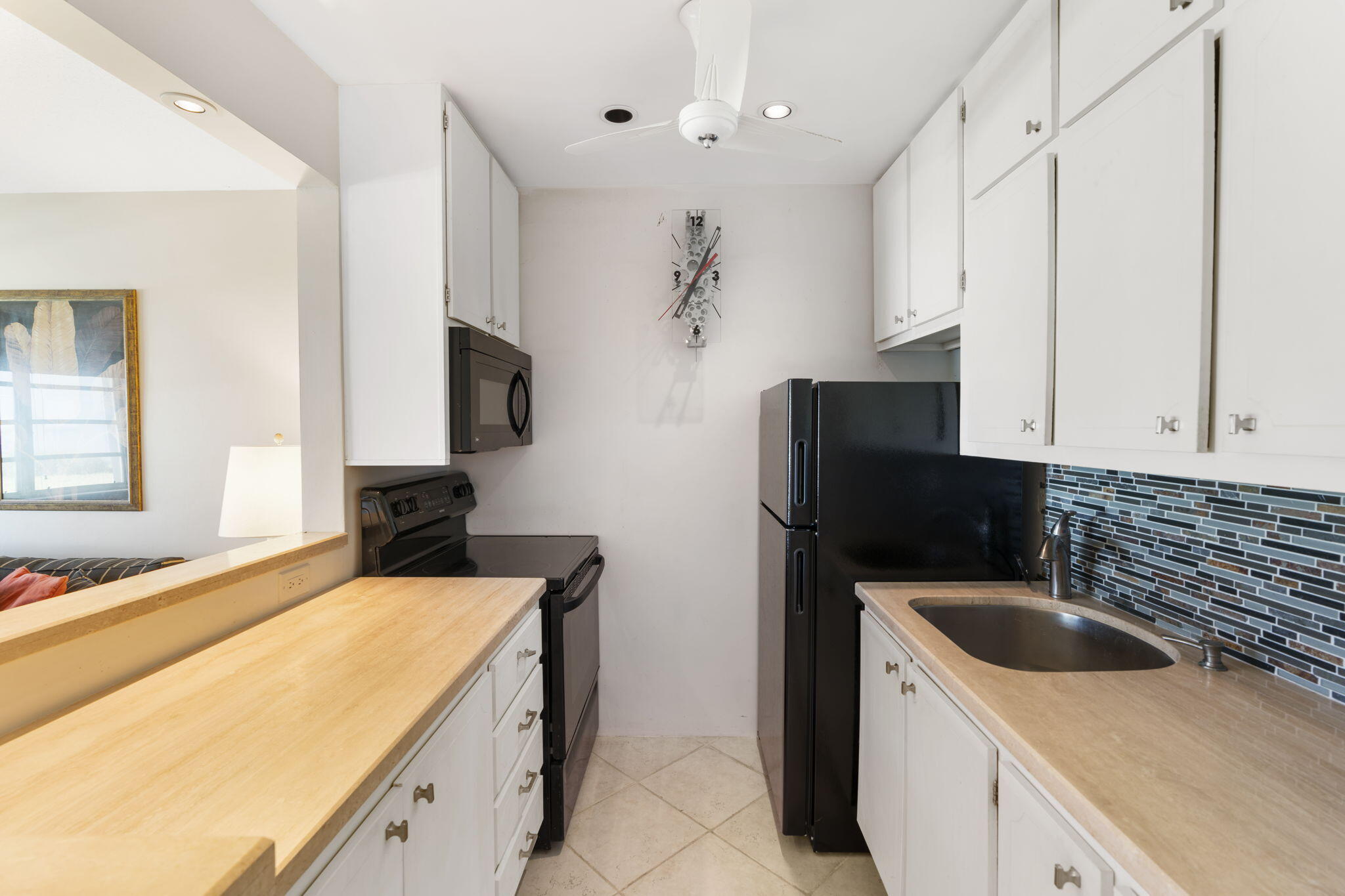 2520 S Federal Highway Unit #6