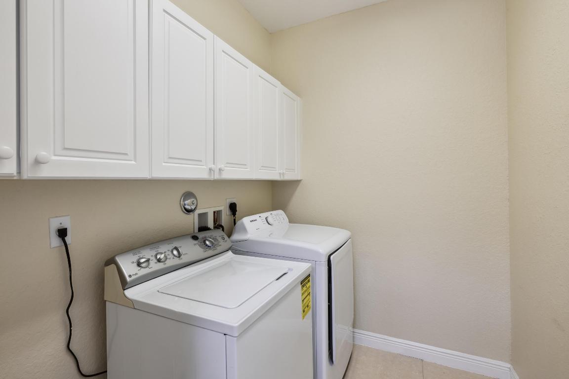 810 NW 83rd Lane, Boca Raton