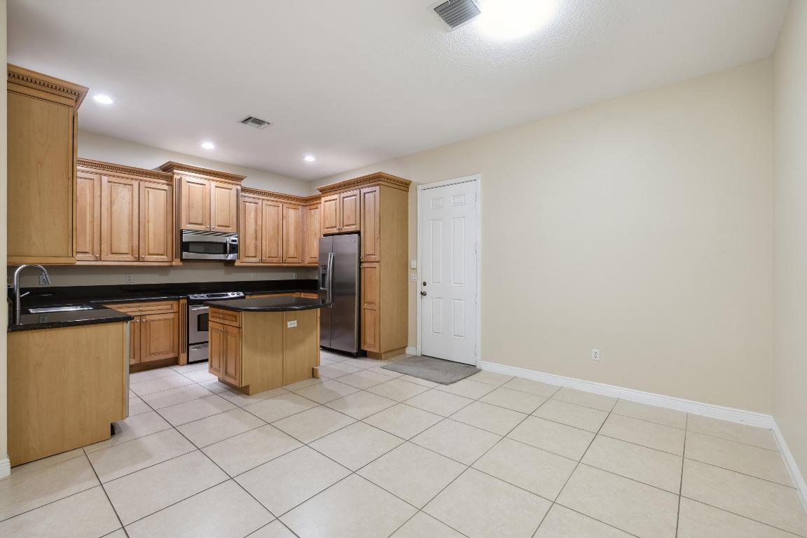 810 NW 83rd Lane, Boca Raton