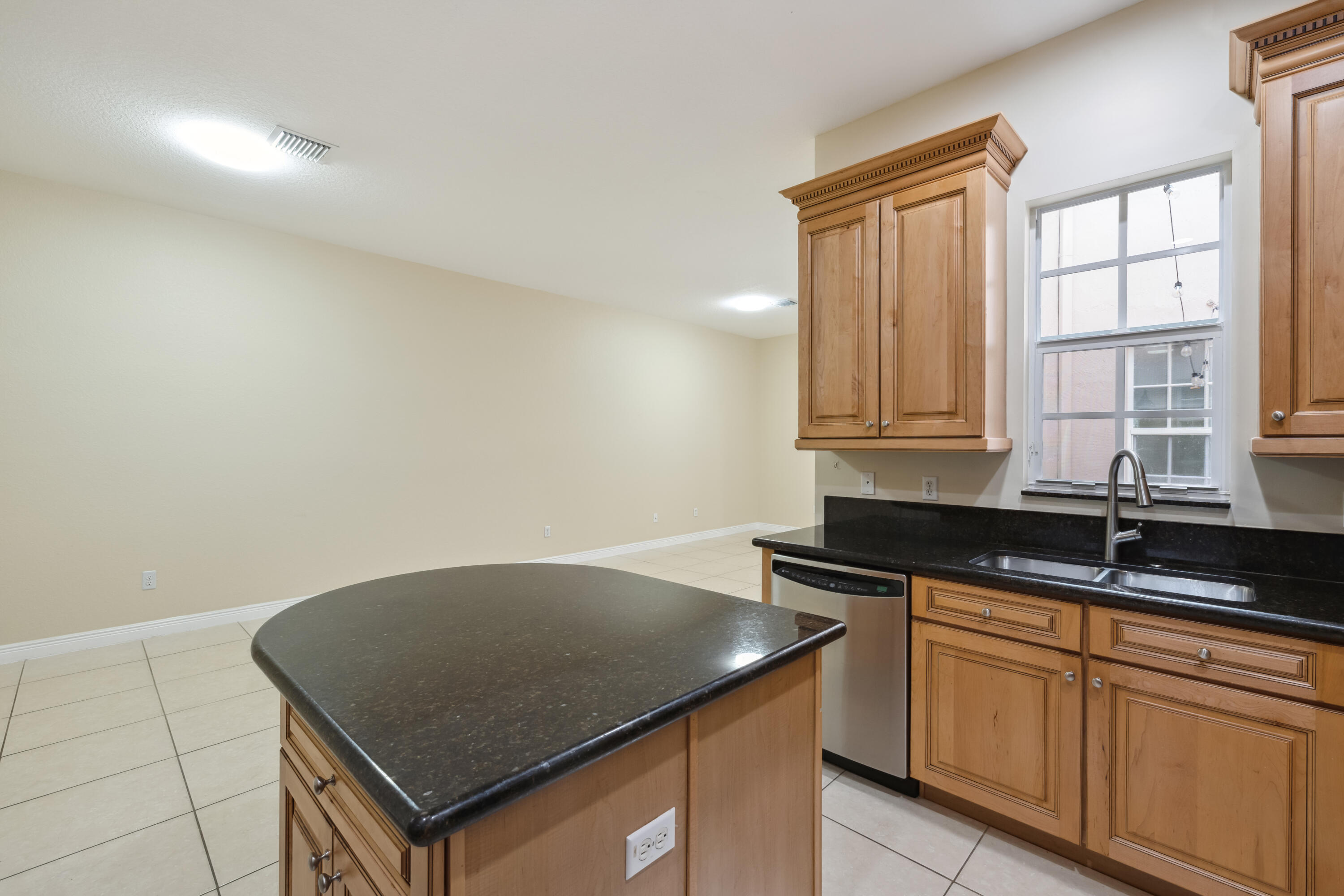 810 NW 83rd Lane, Boca Raton