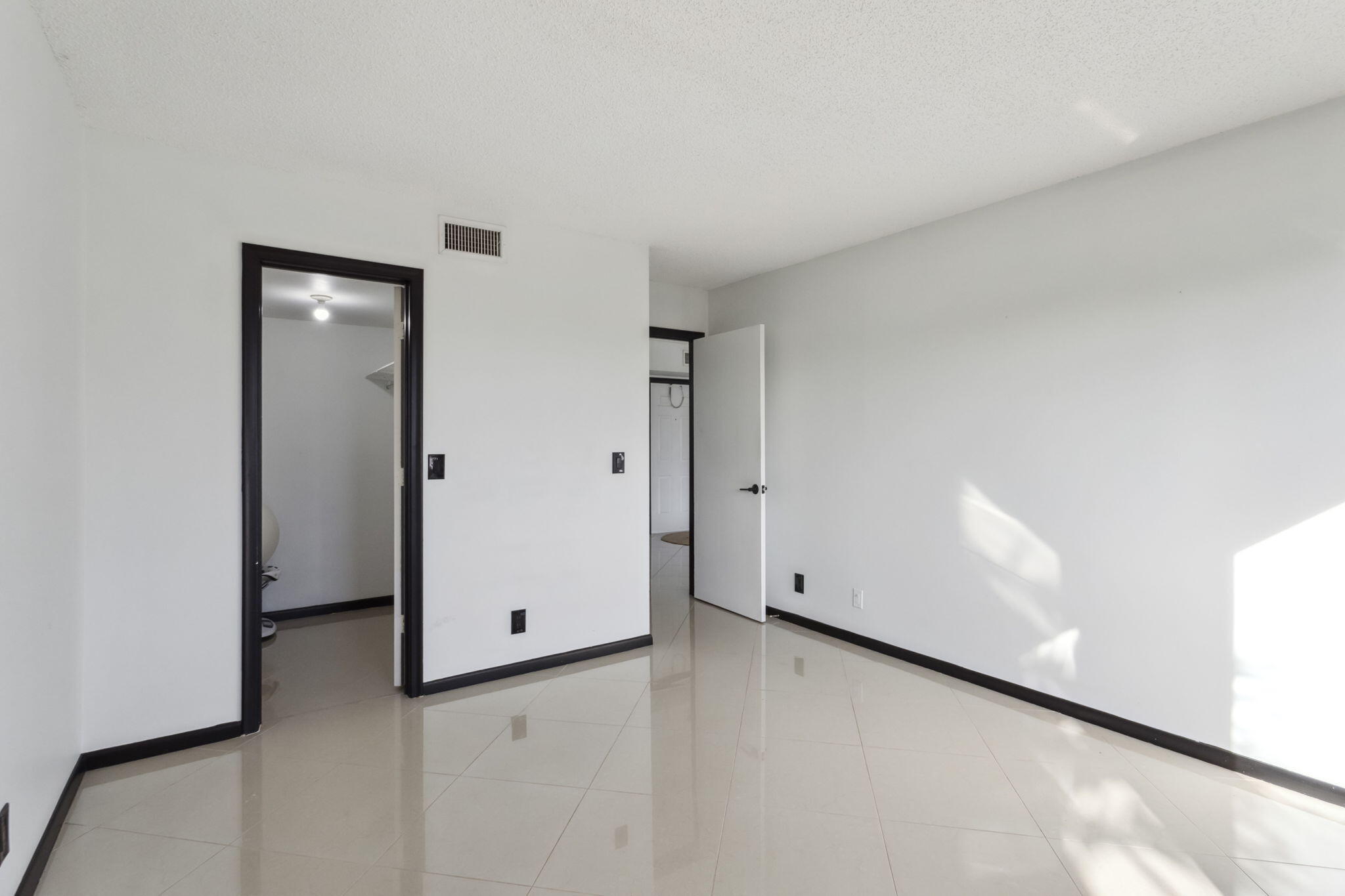 1150 Homewood Boulevard E202, Delray Beach Unit: E202