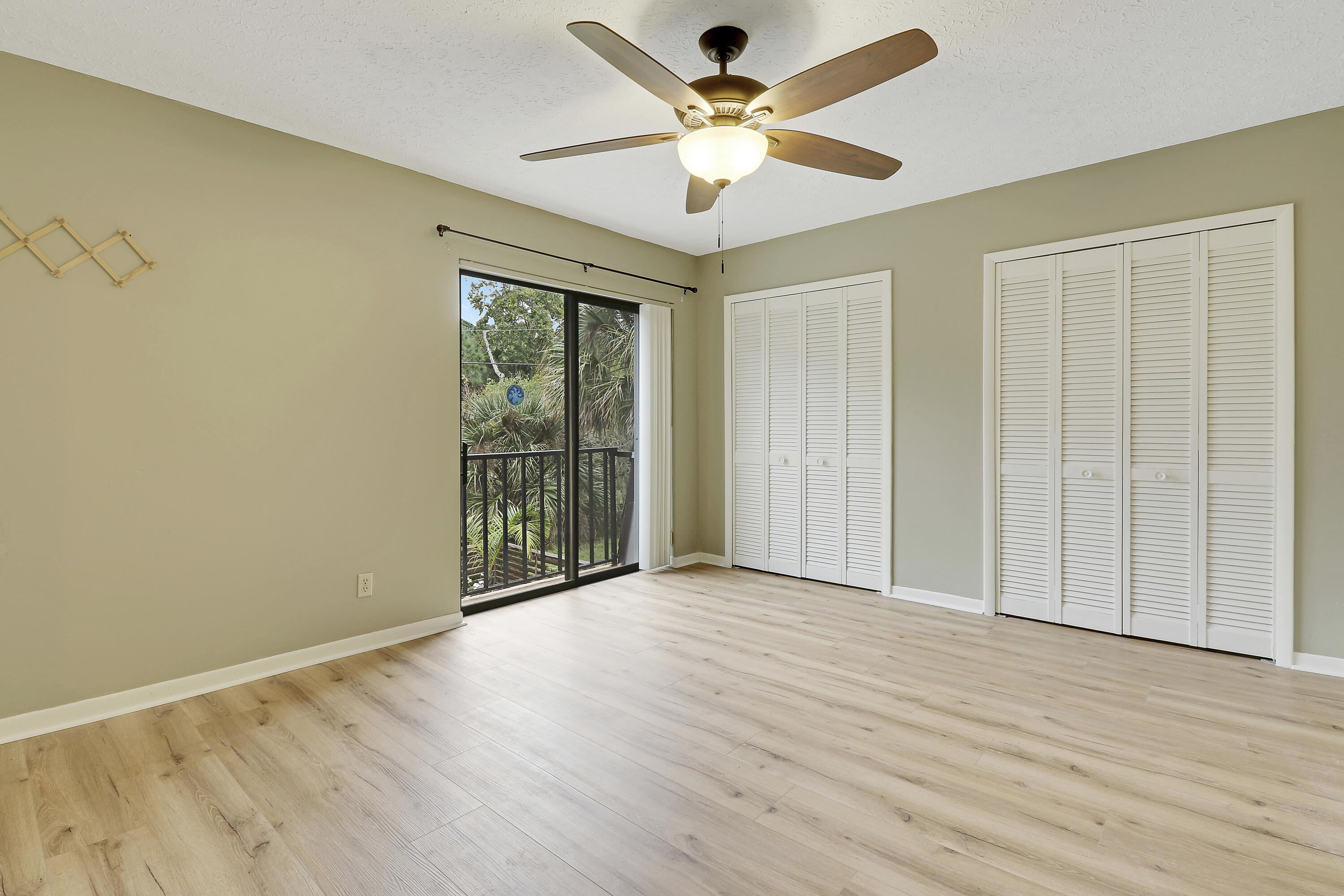 784 NW 10th Terrace