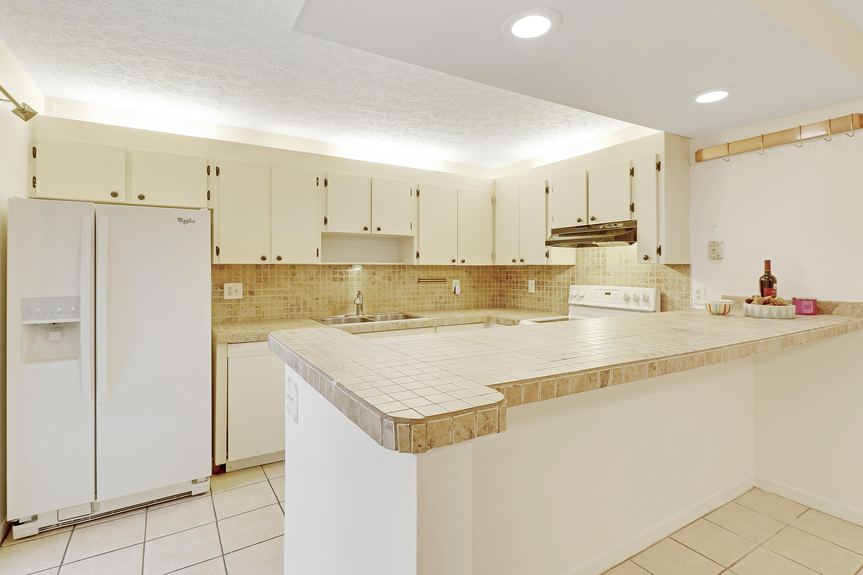 784 NW 10th Terrace