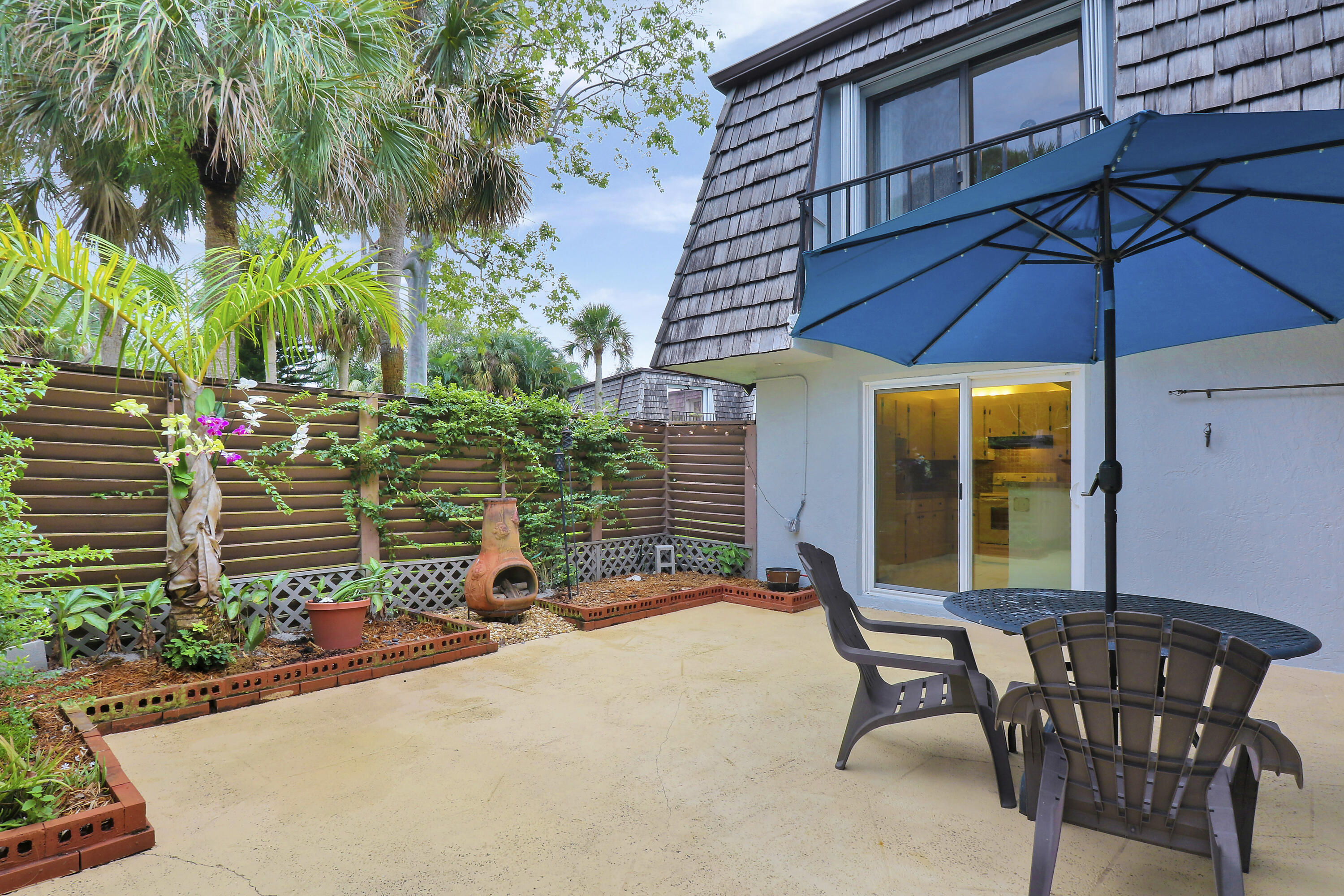784 NW 10th Terrace