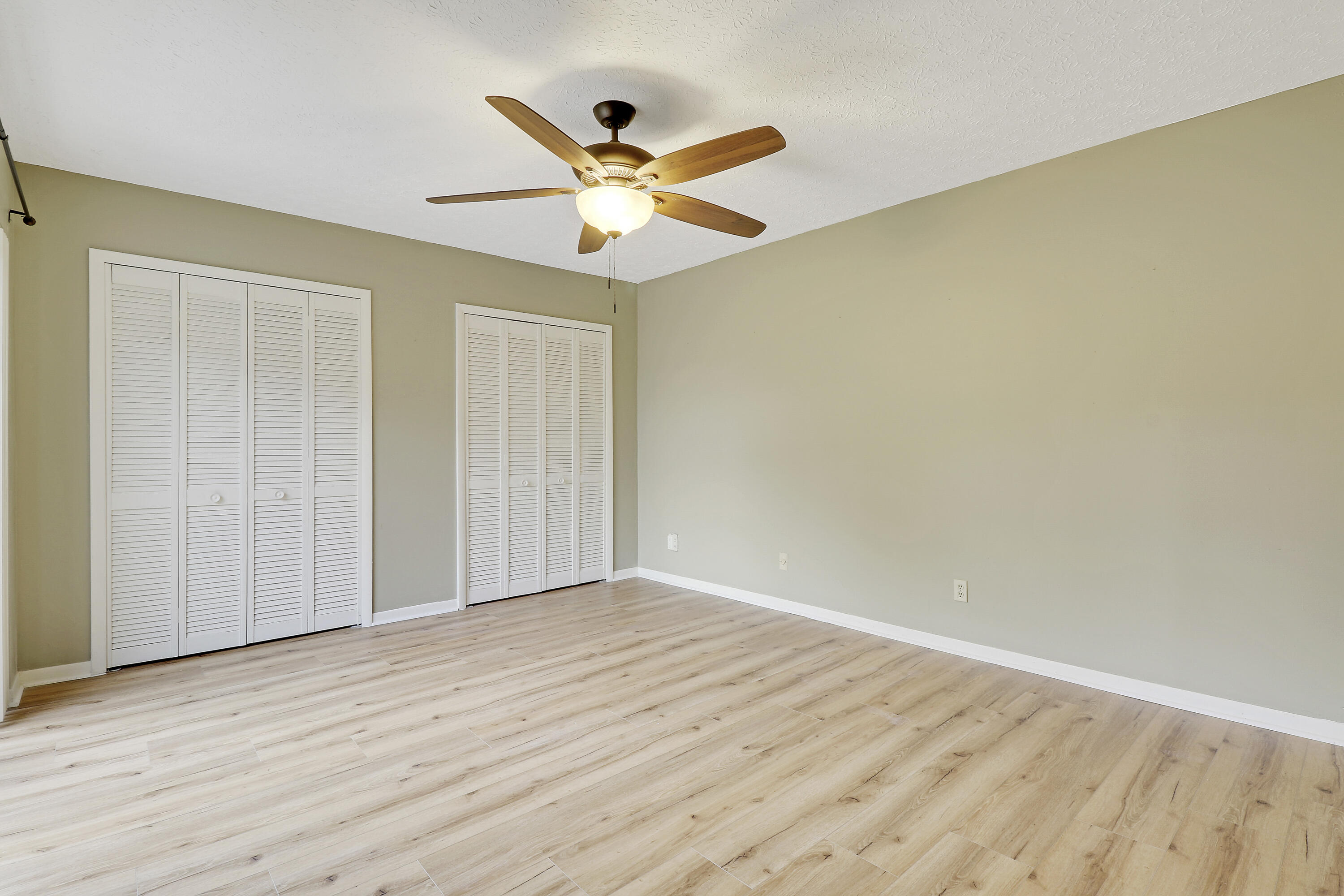 784 NW 10th Terrace
