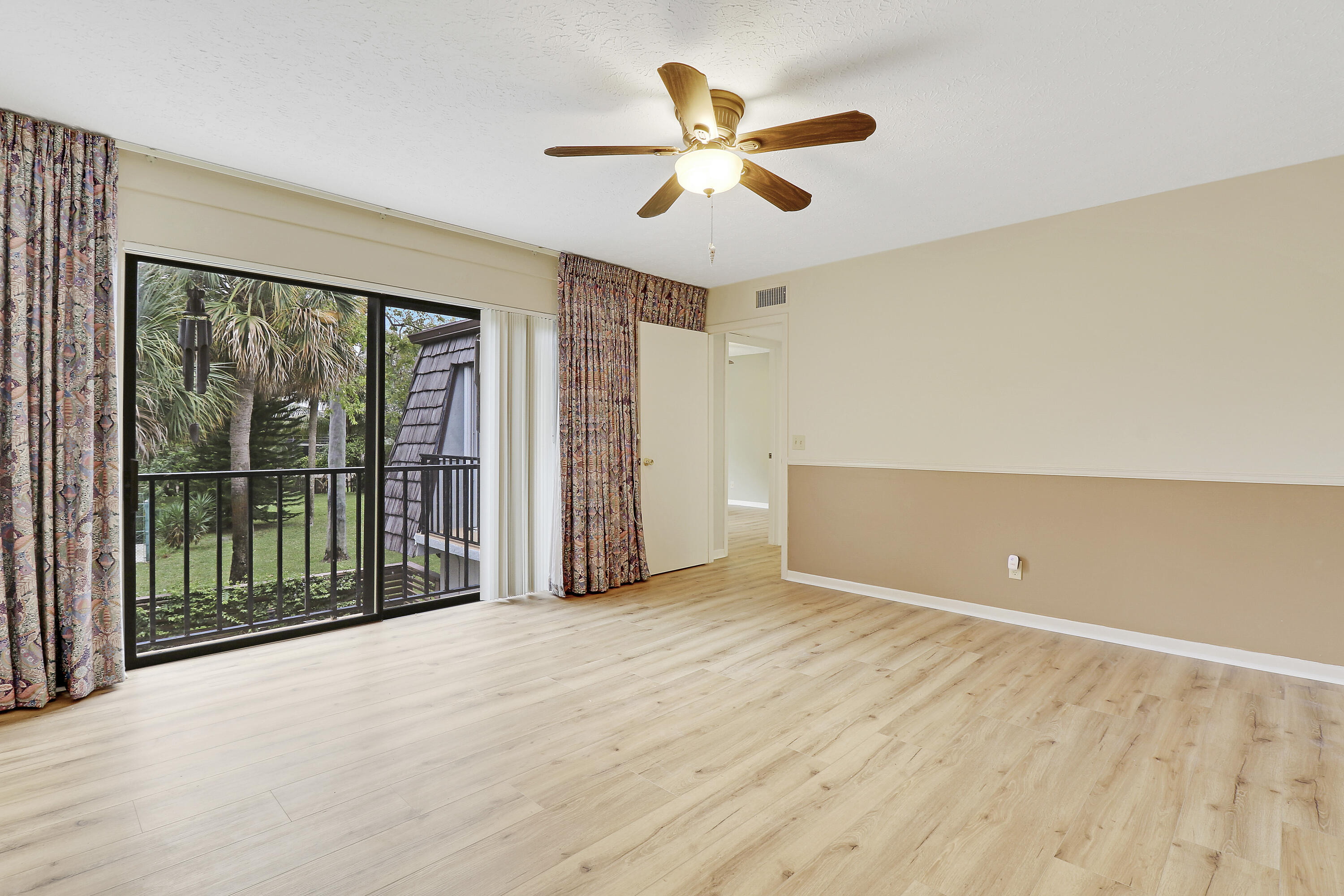 784 NW 10th Terrace