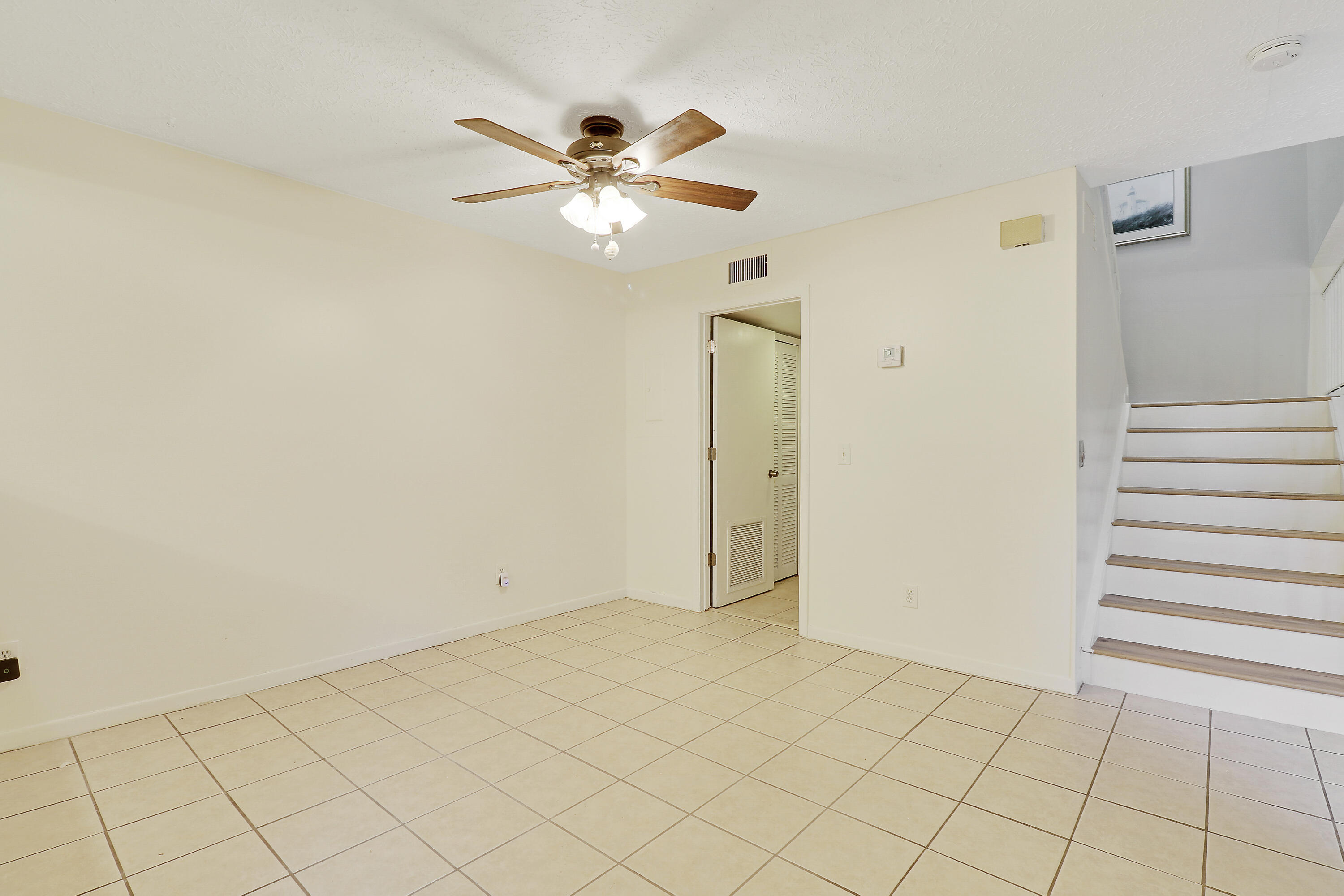784 NW 10th Terrace