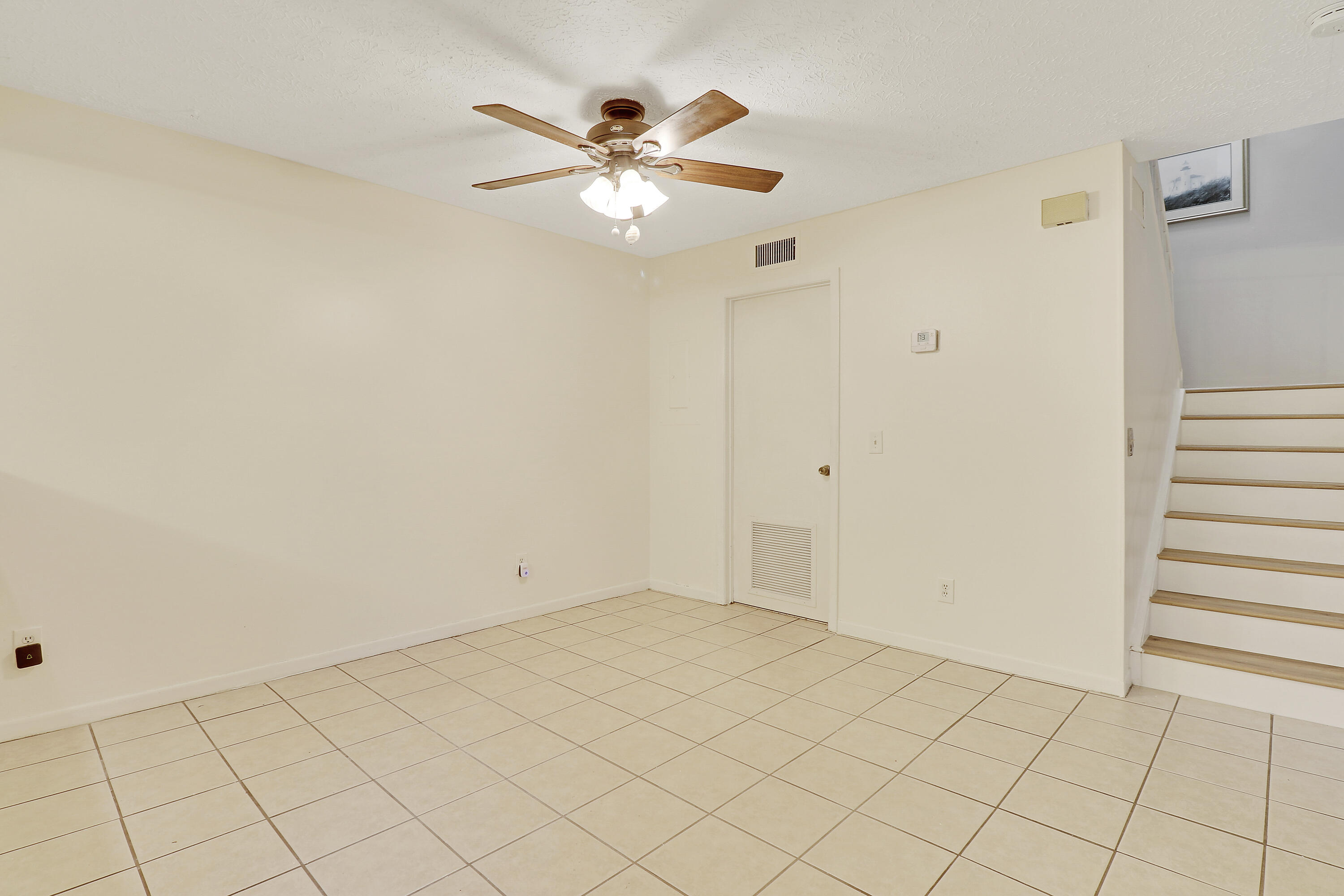 784 NW 10th Terrace