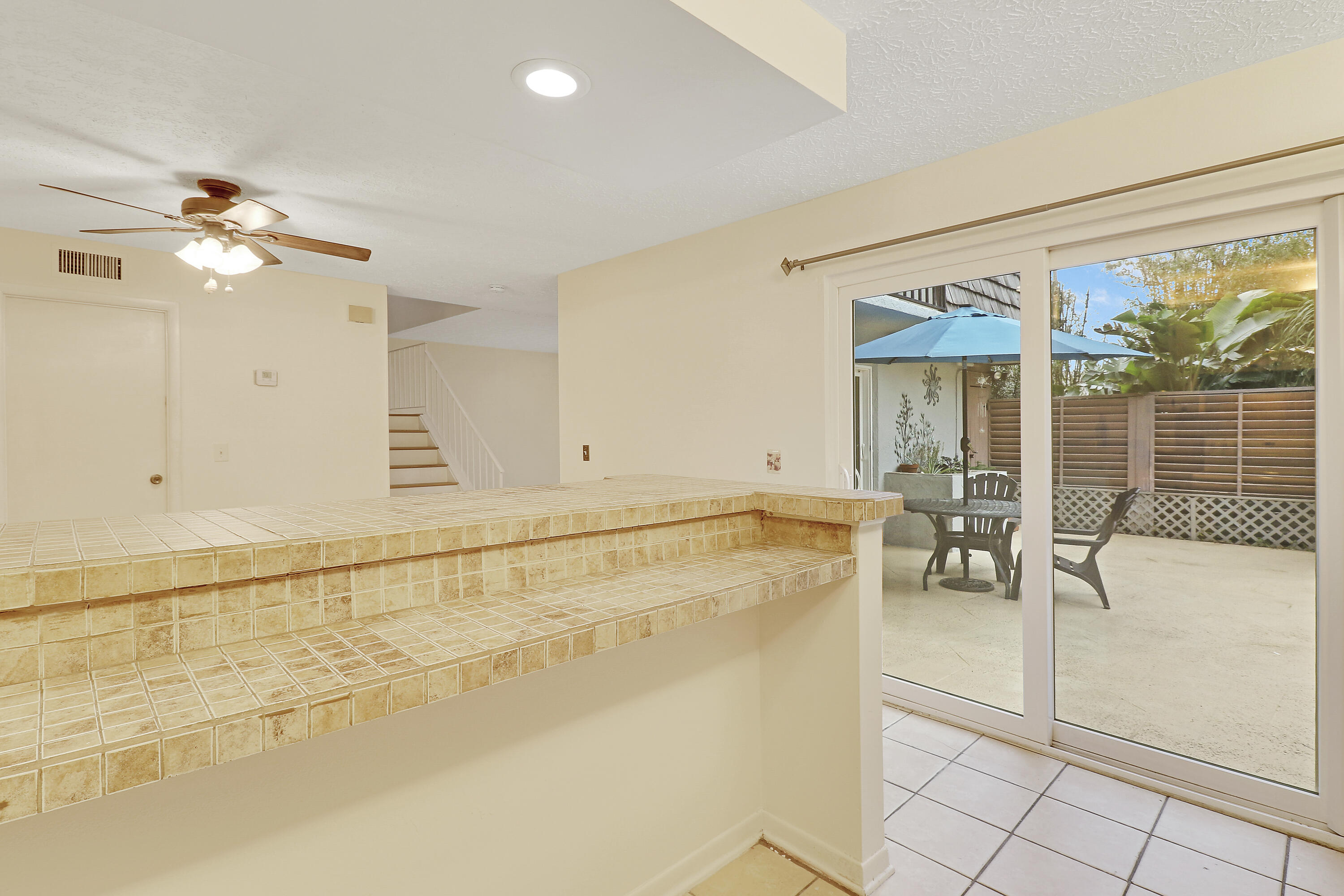 784 NW 10th Terrace