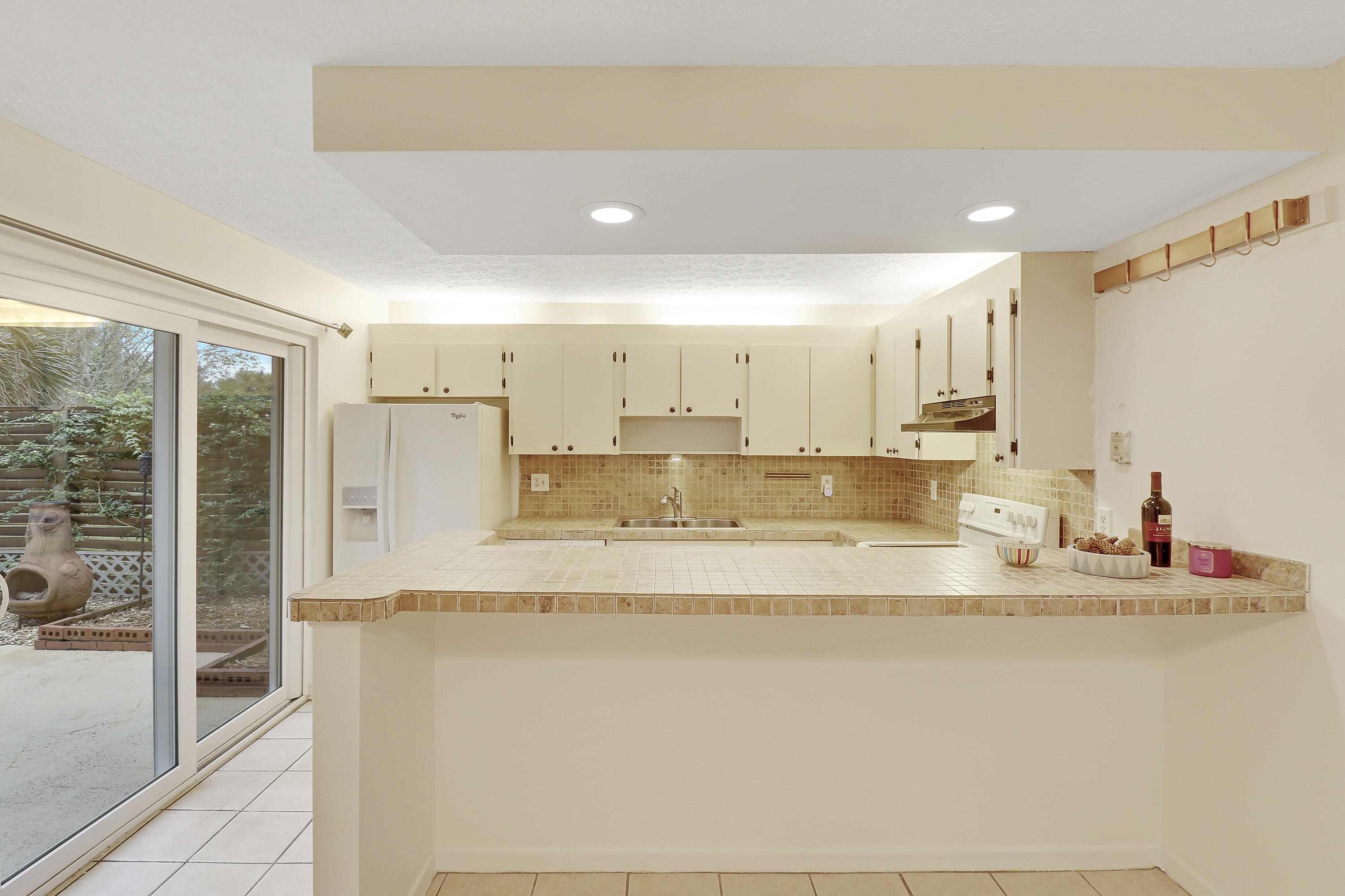 784 NW 10th Terrace