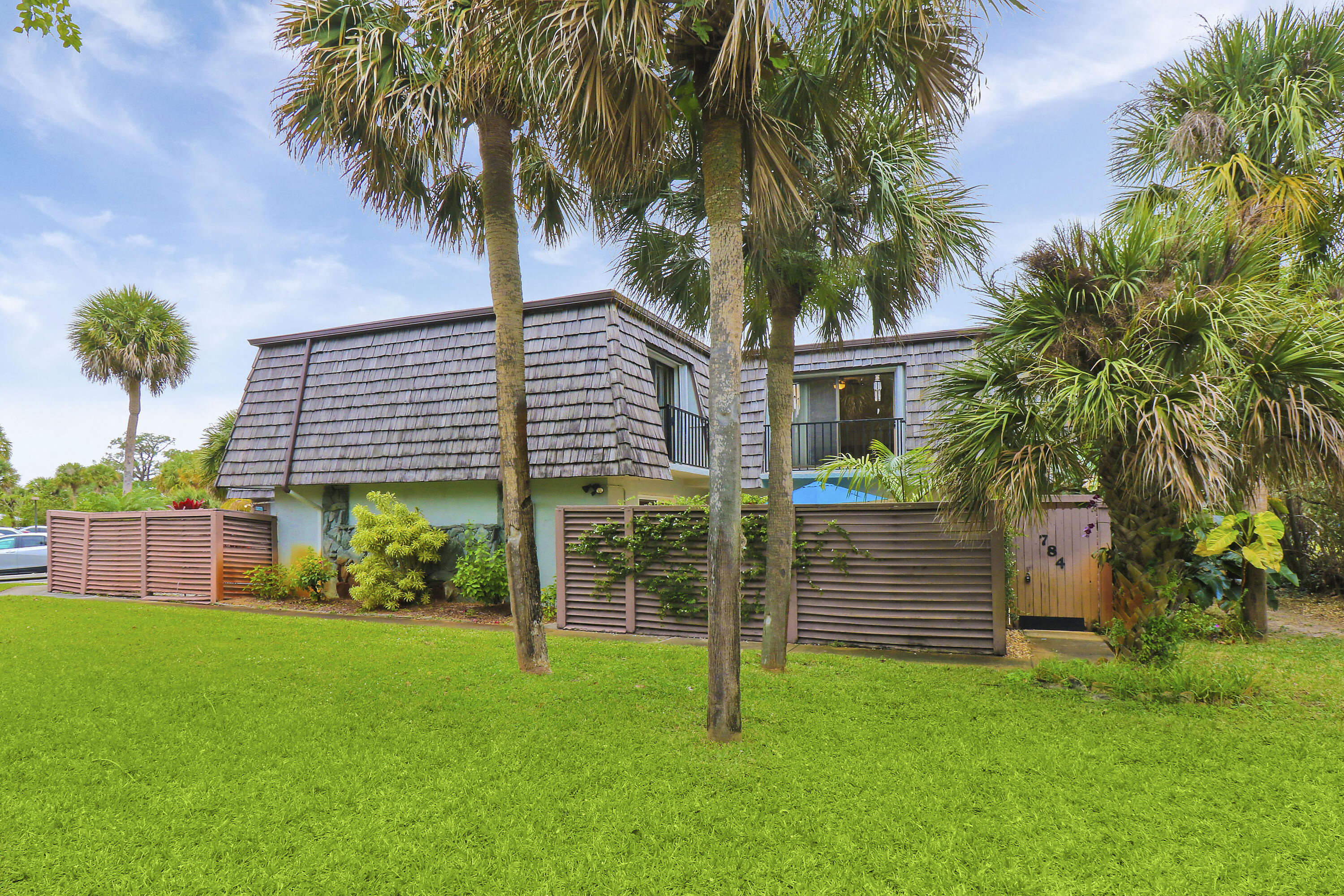 784 NW 10th Terrace