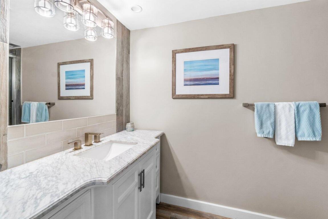 400 Seasage Drive 305, Delray Beach Unit: 305