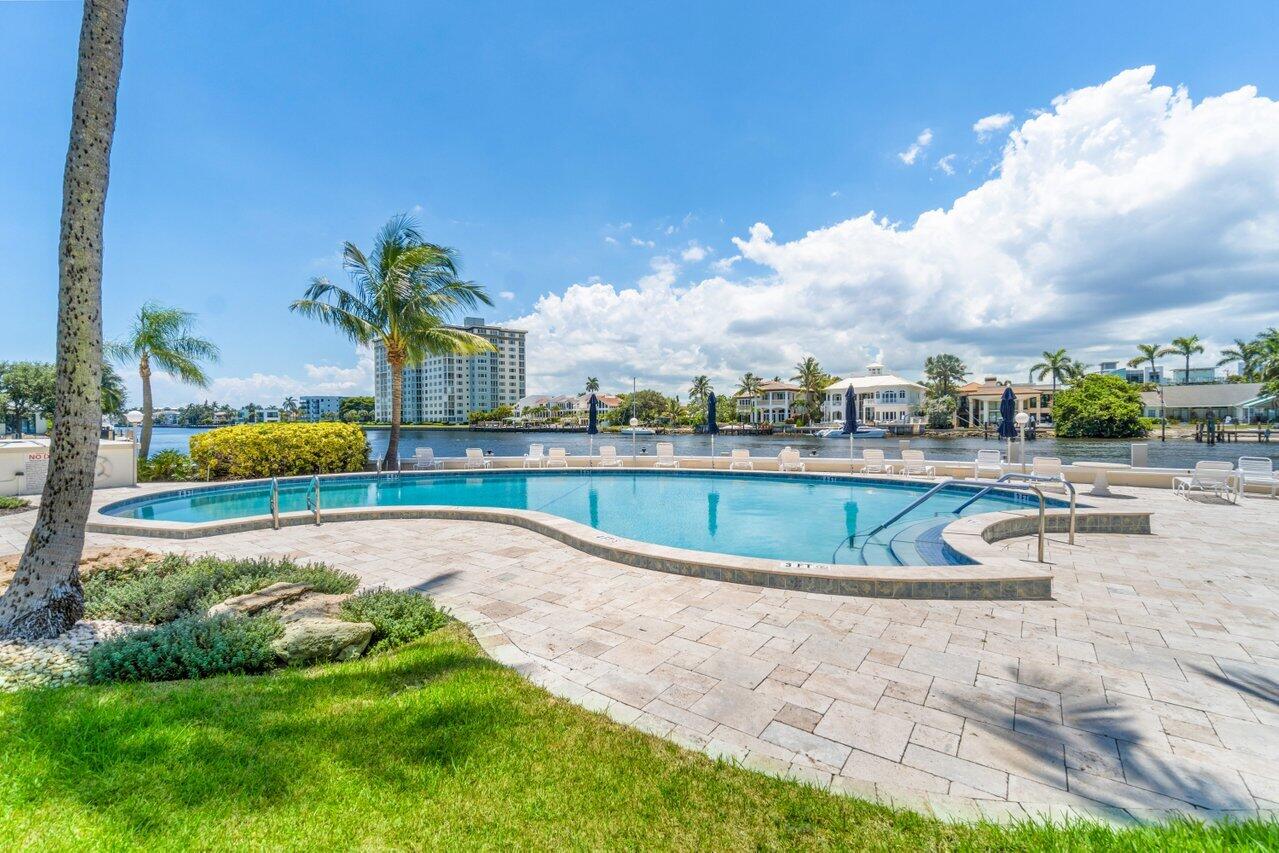 400 Seasage Drive 305, Delray Beach Unit: 305