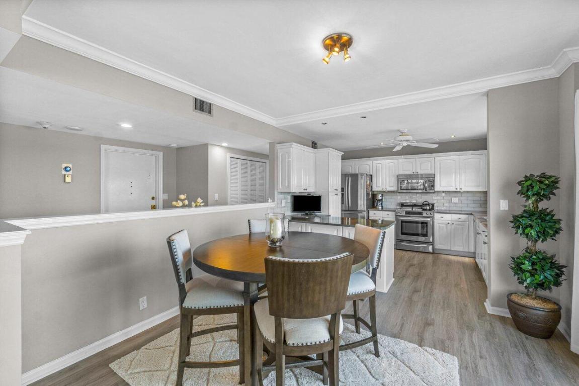 400 Seasage Drive 305, Delray Beach Unit: 305