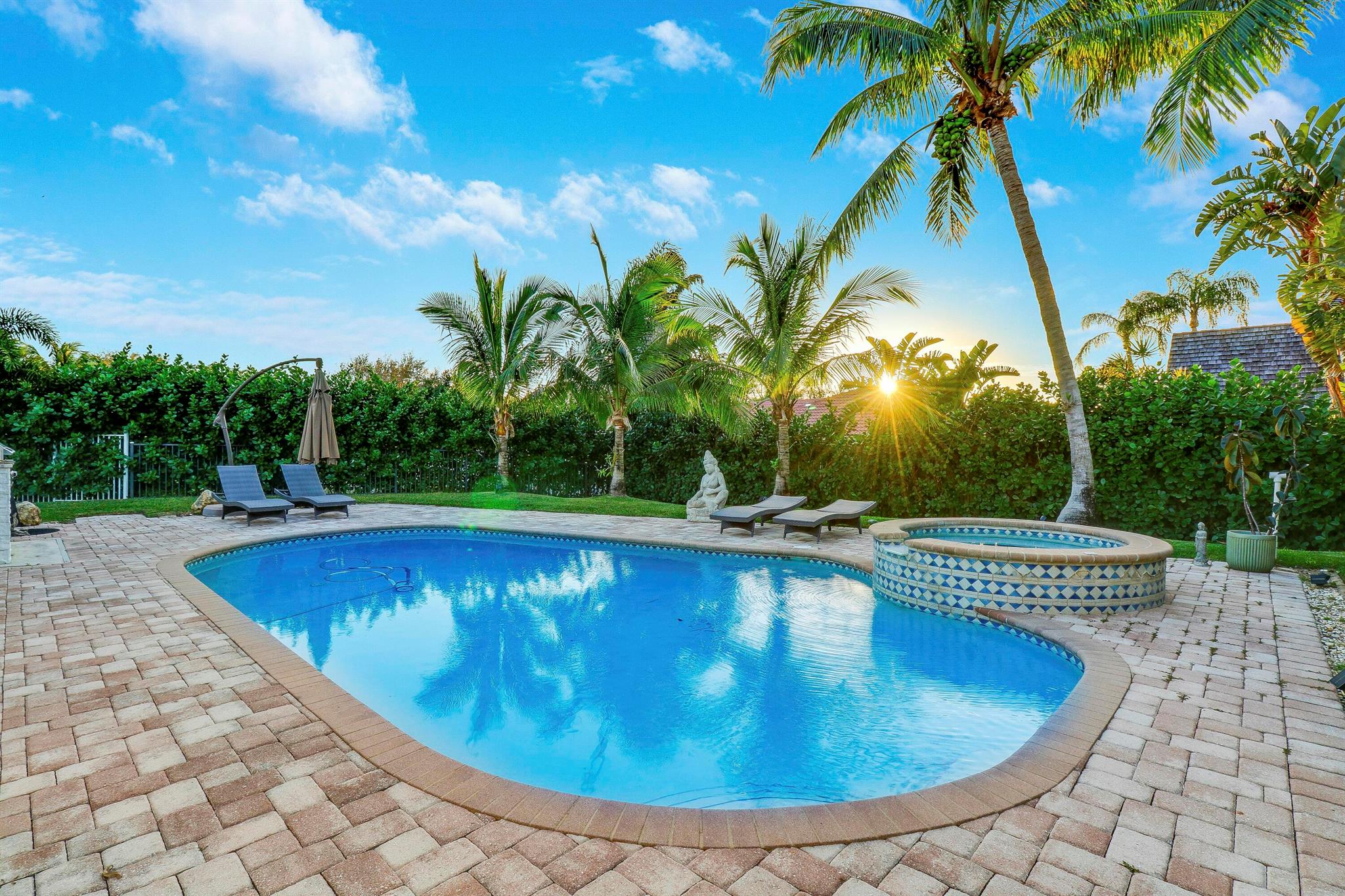 561 N Cypress Drive