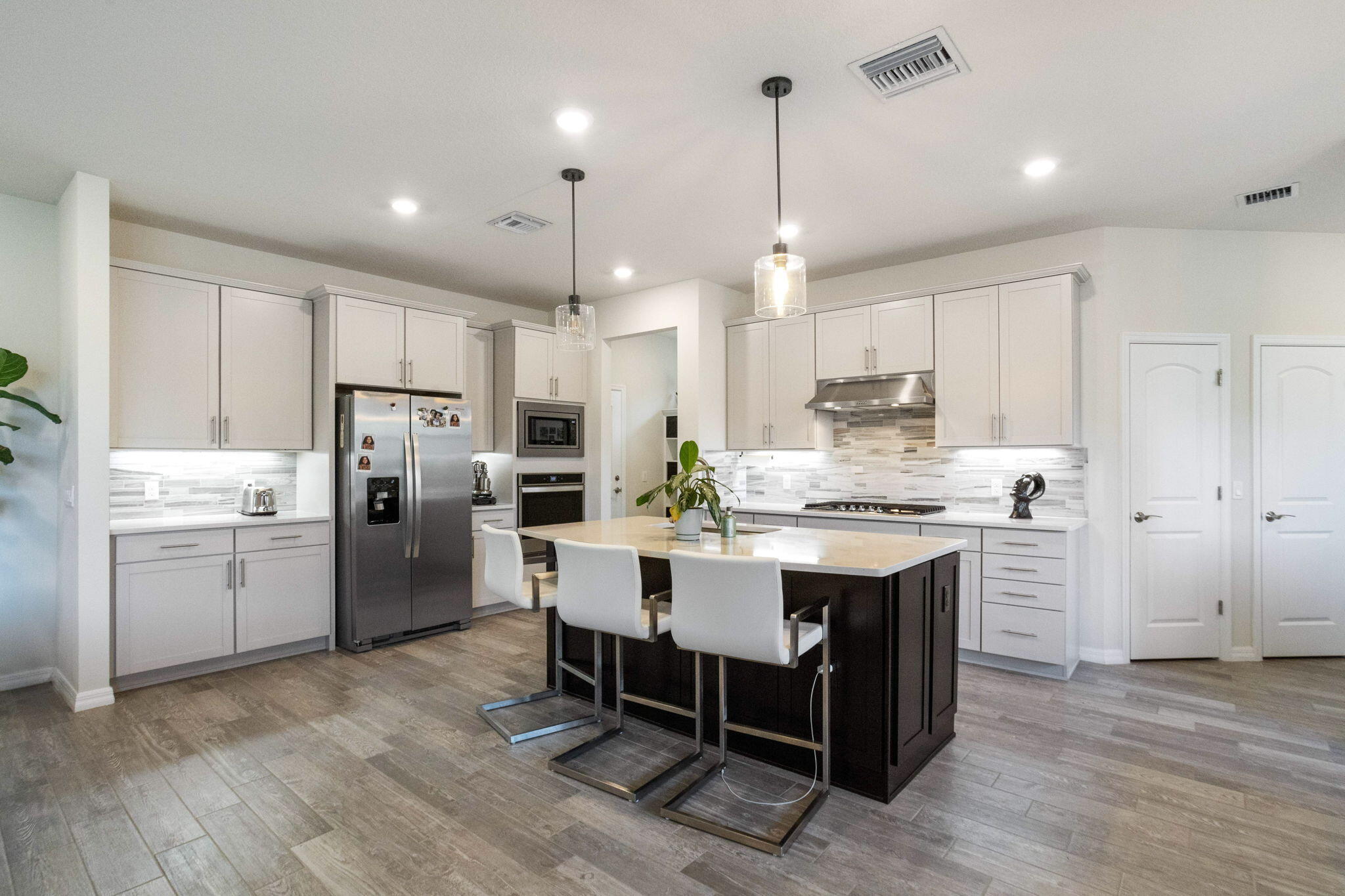 8181 Tailshot Court