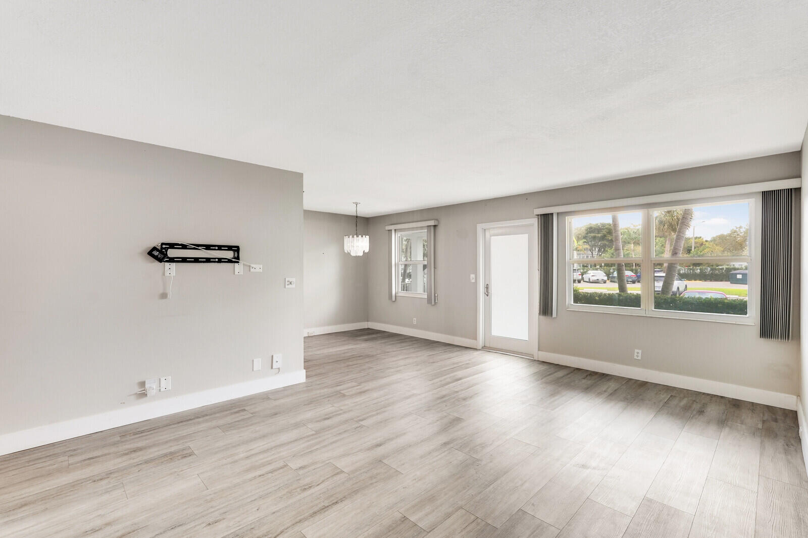 1019 Oakridge A, Deerfield Beach