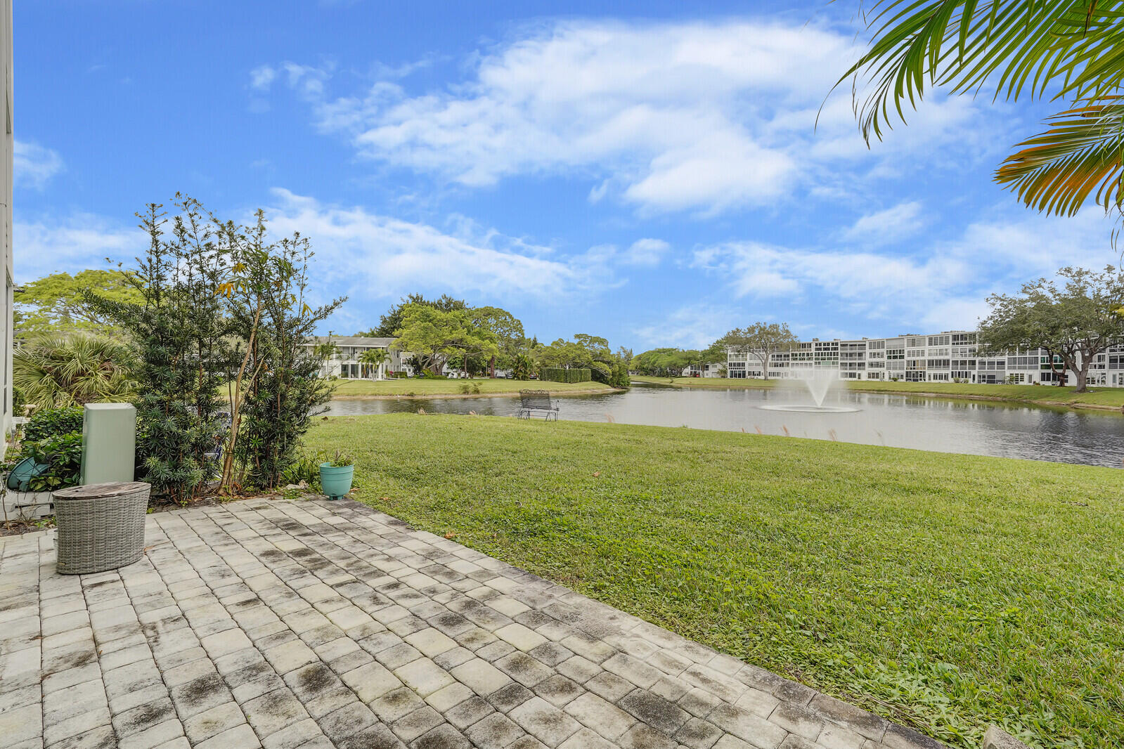 1019 Oakridge A, Deerfield Beach