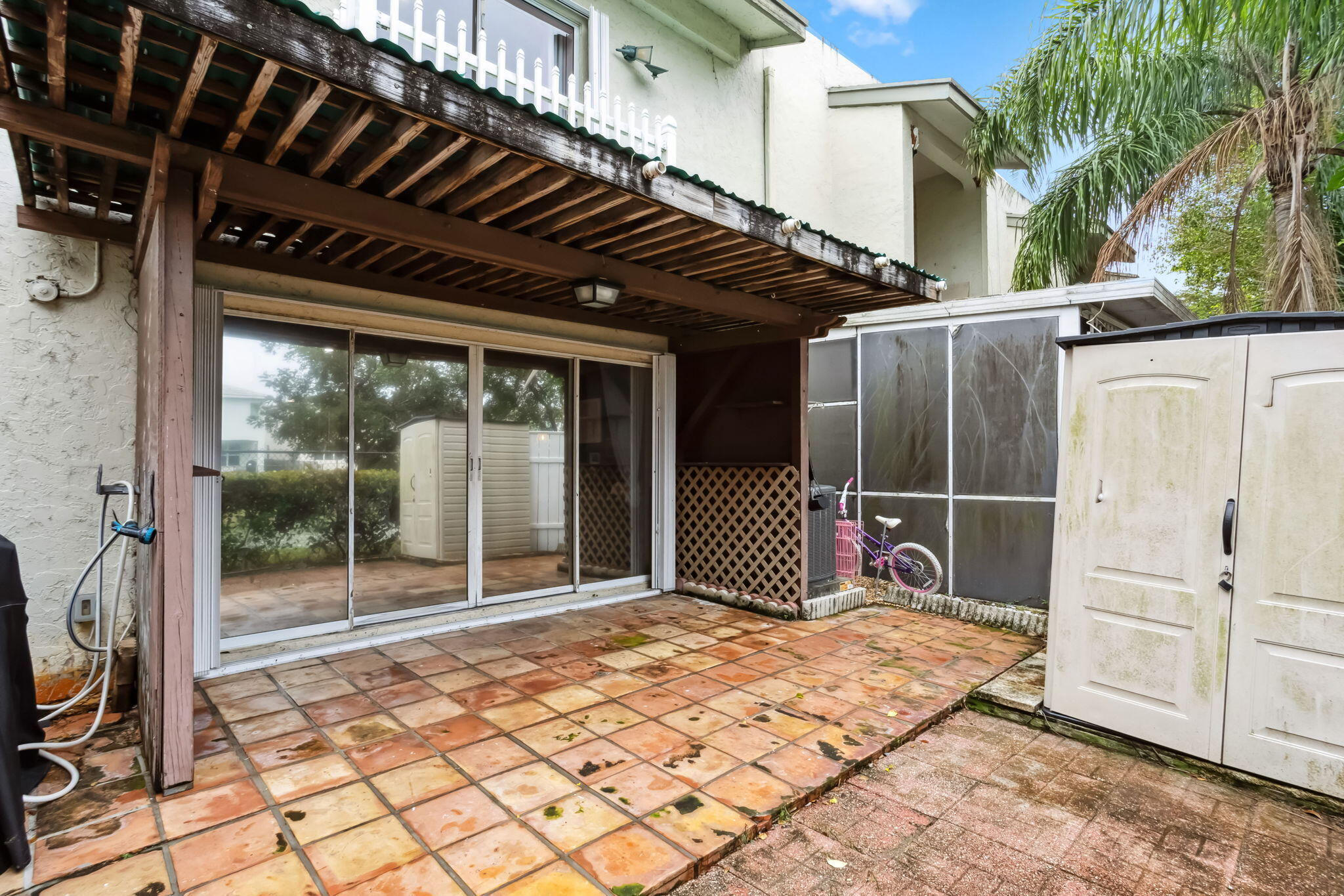 4161 NW 9th Avenue 4, Deerfield Beach Unit: 4
