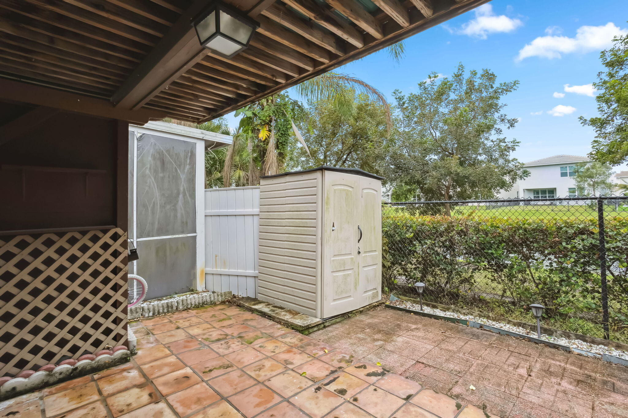 4161 NW 9th Avenue 4, Deerfield Beach Unit: 4