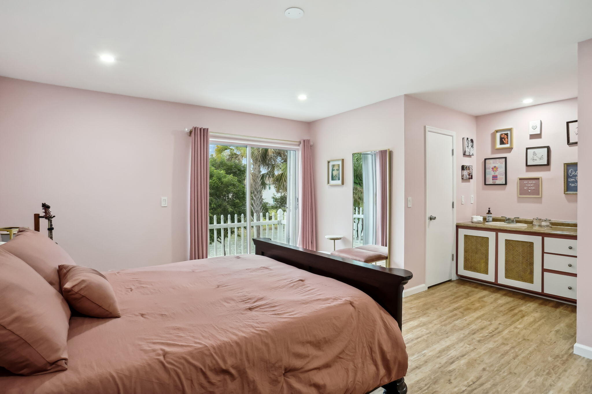 4161 NW 9th Avenue 4, Deerfield Beach Unit: 4