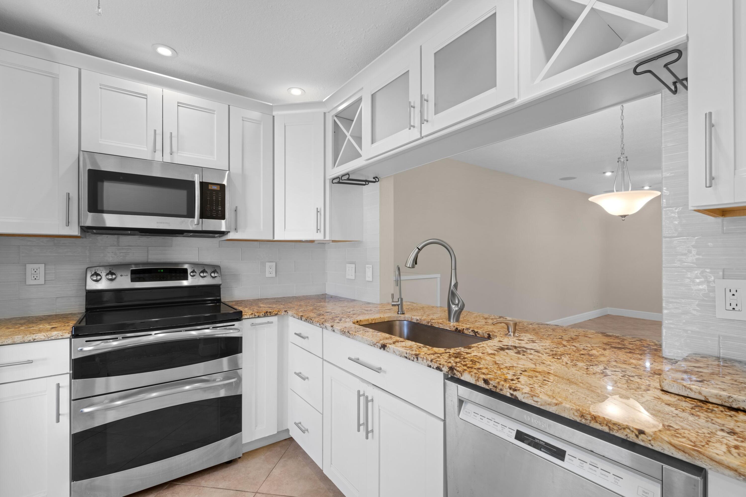 725 Nantucket Circle B